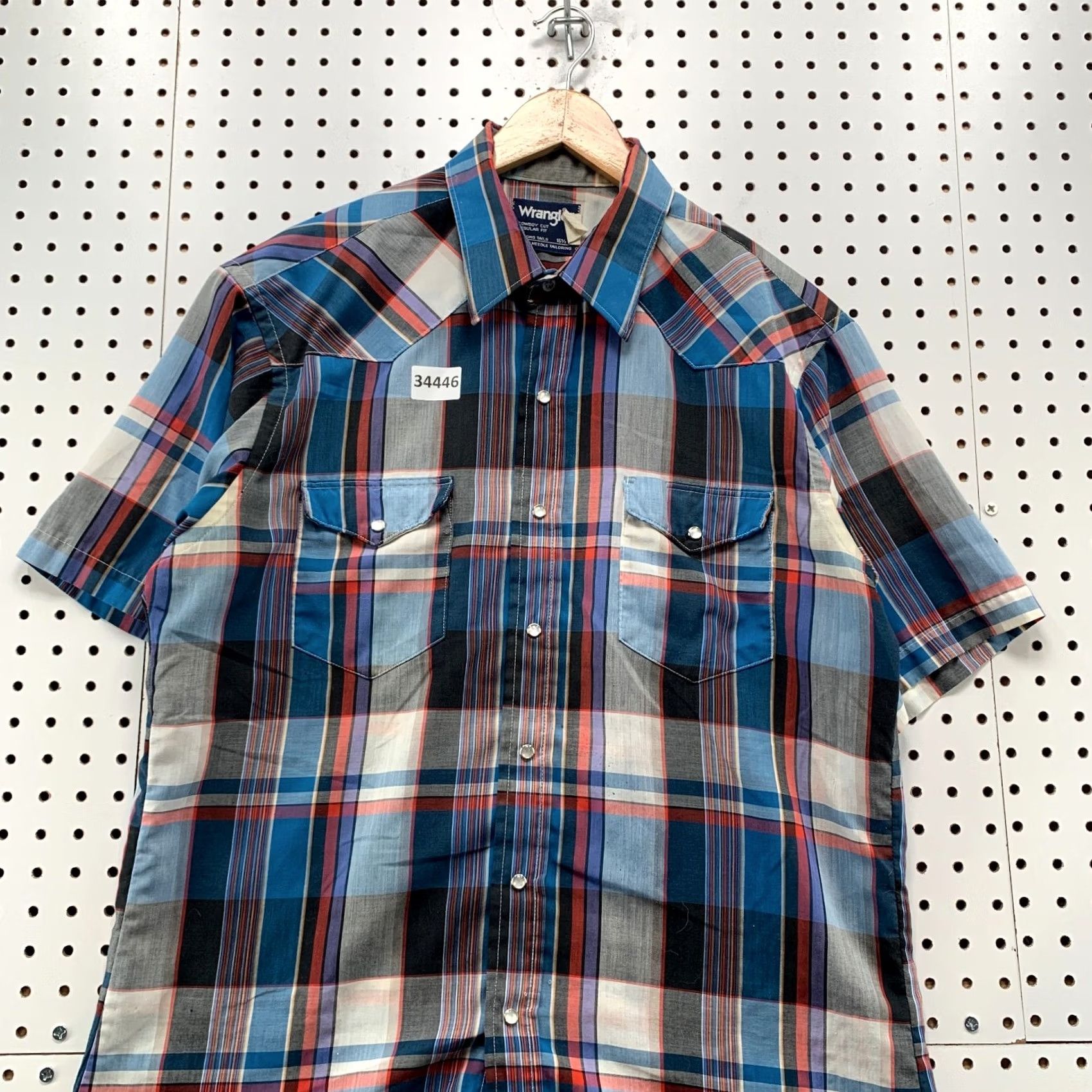 Wrangler VINTAGE Wrangler Snap Western Shirt Mens Large Blue Cowboy Cut Distressed 23x32 Size US L / EU 52-54 / 3 - 5 Thumbnail