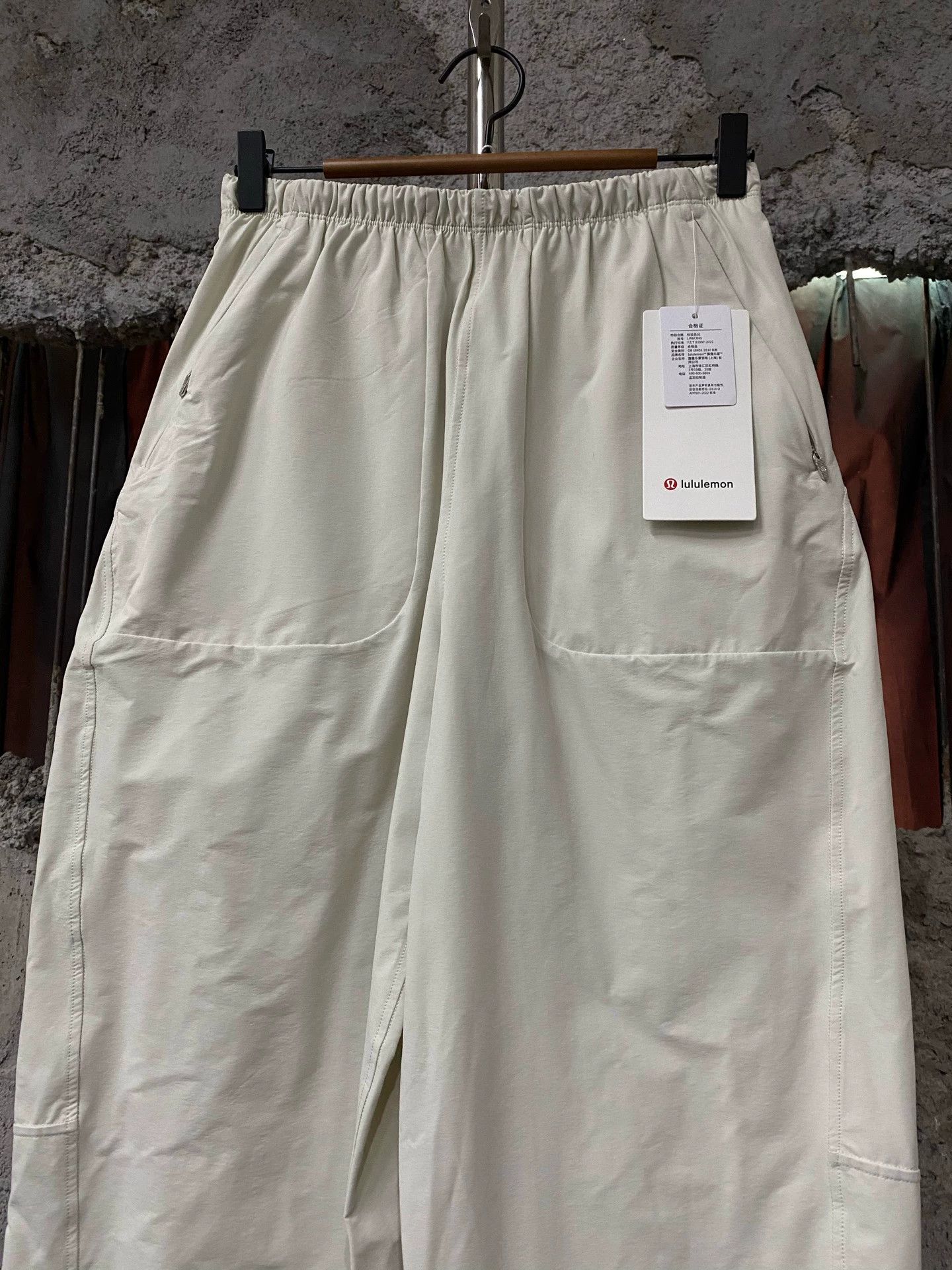Lululemon lululemon pants size 6 new Size 26" / US 2 / IT 38 - 3 Thumbnail