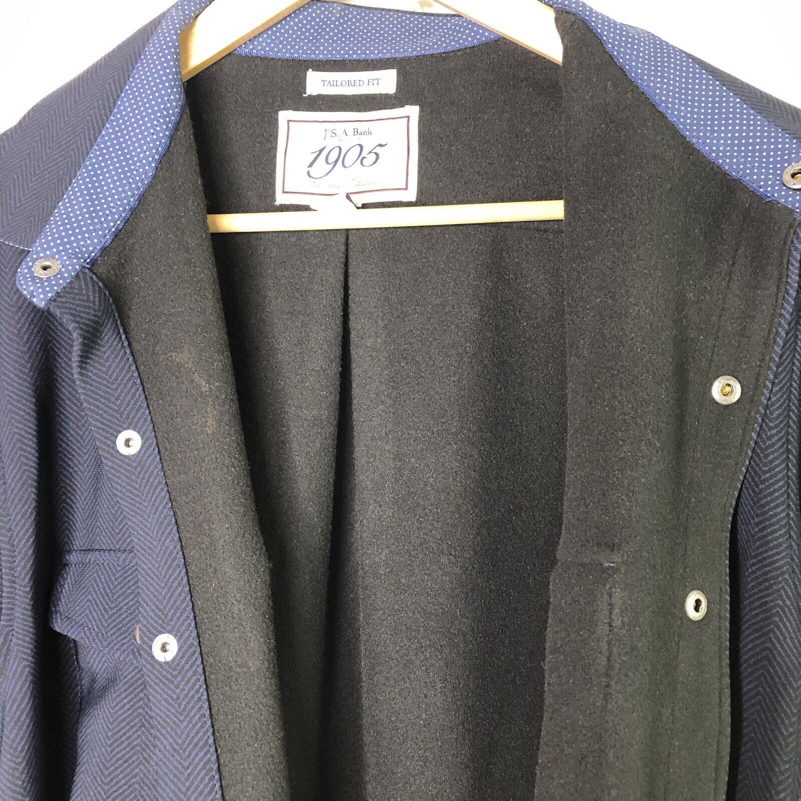 Jos. A. Bank Jos A Bank Mens Long Sleeve XL Tailored Fit Shirt Button Up Size US XL / EU 56 / 4 - 10 Thumbnail