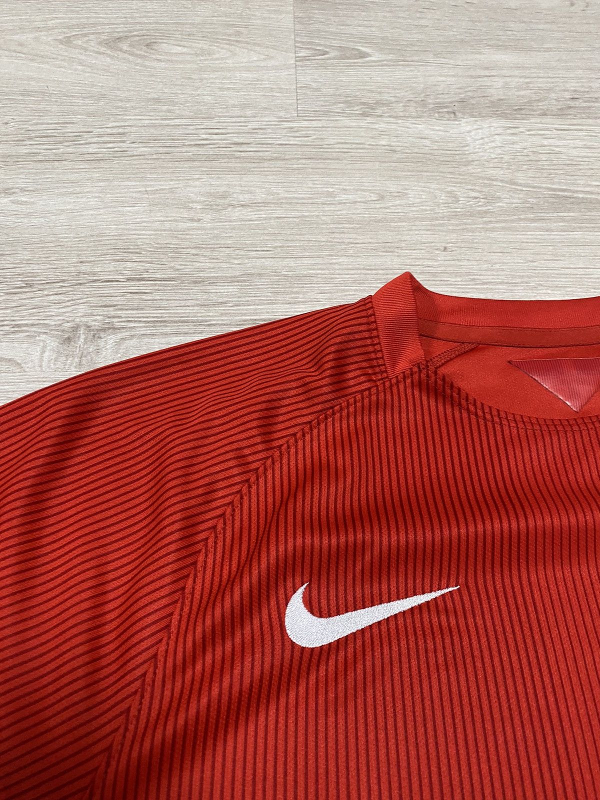 Nike Nike Jersey National Team England 2014 red edition size M Size US M / EU 48-50 / 2 - 4 Thumbnail