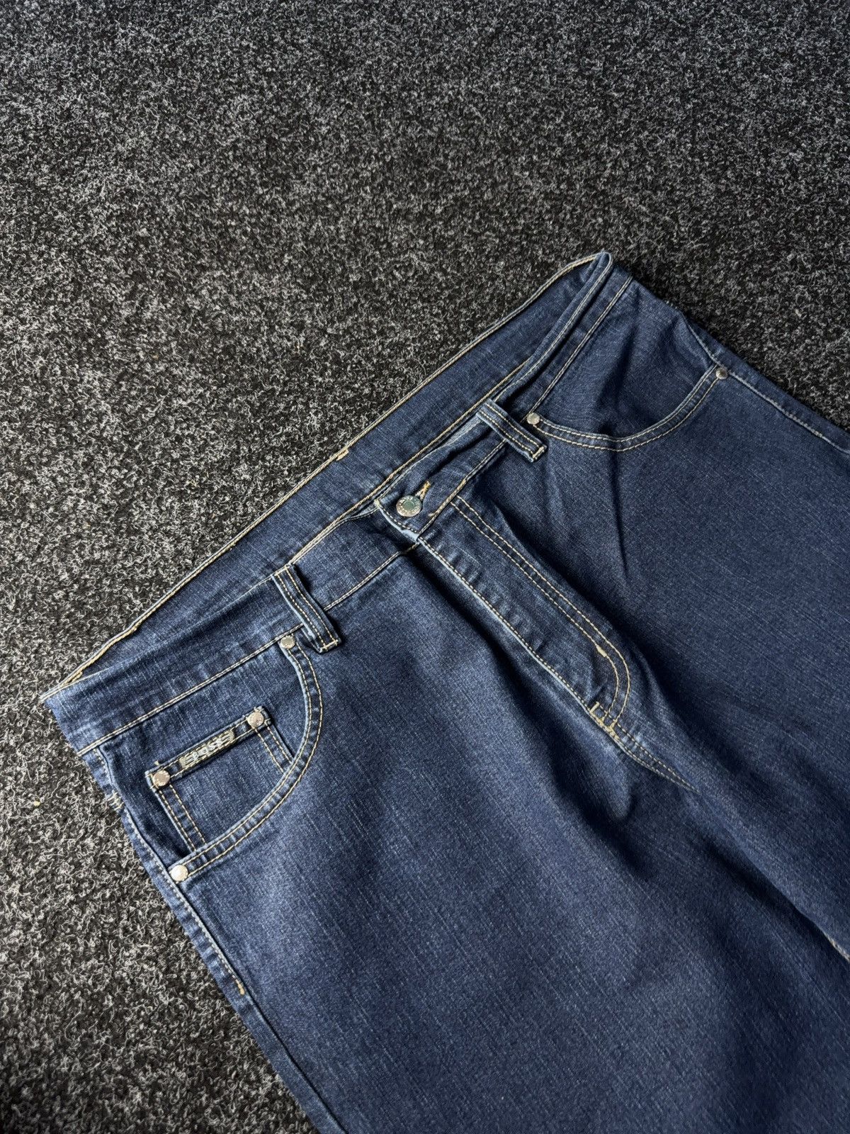Hugo Boss Vintage 00s Retro Y2K Hugo Boss baggy denim pants Jeans Size US 38 / EU 54 - 4 Thumbnail