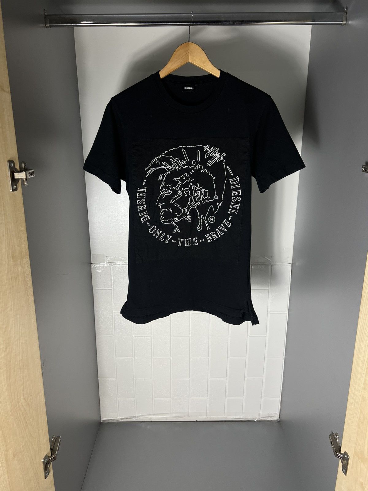 Diesel VINTAGE DIESEL INDUSTRY DENIM DIVISION DESIGNER T-SHIRT Y2K Size US M / EU 48-50 / 2 - 1 Thumbnail