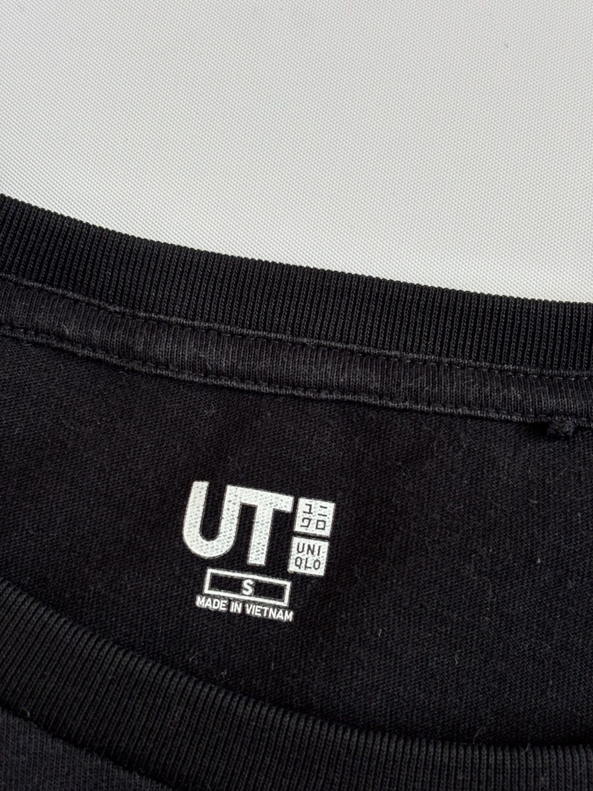 Uniqlo Vintage Streetwear Uniqlo Fujiya Sweets T-shirt Unisex Size S / US 4 / IT 40 - 5 Thumbnail