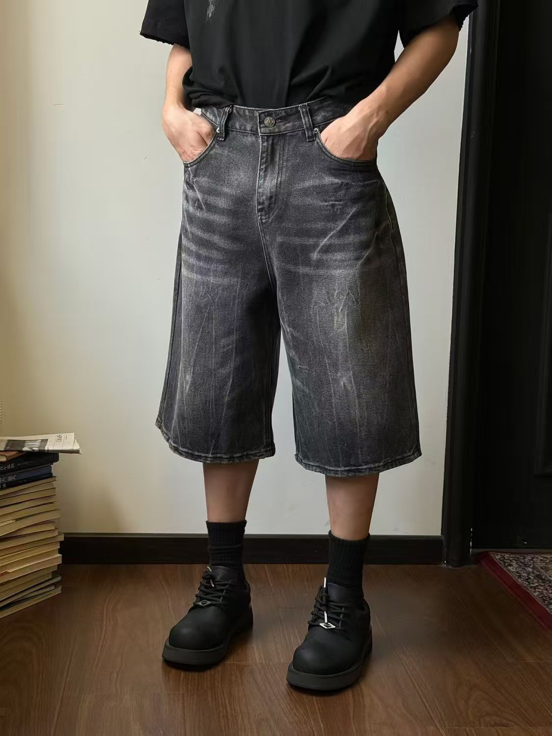 Japanese Brand × Jean American high street washed distressed straight denim shorts Size US 32 / EU 48 - 1 Thumbnail
