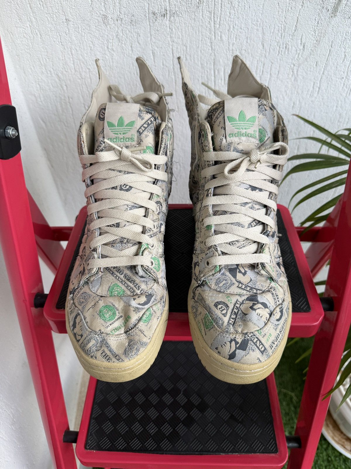Adidas × Jeremy Scott Dollar wings sneaker Size US 9 / EU 42 - 5 Thumbnail