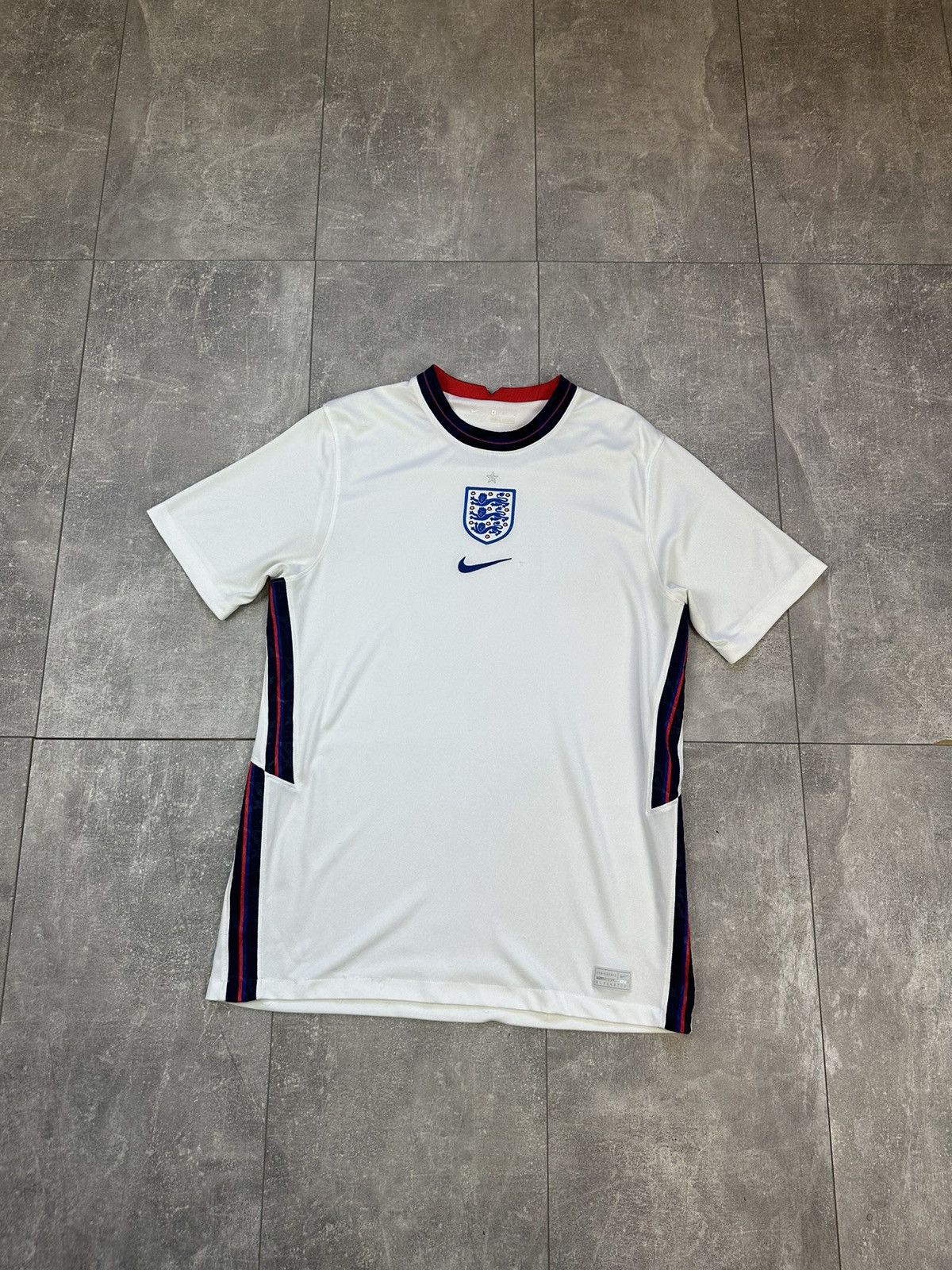 Nike Men’s Nike England National team soccer jersey | Grailed