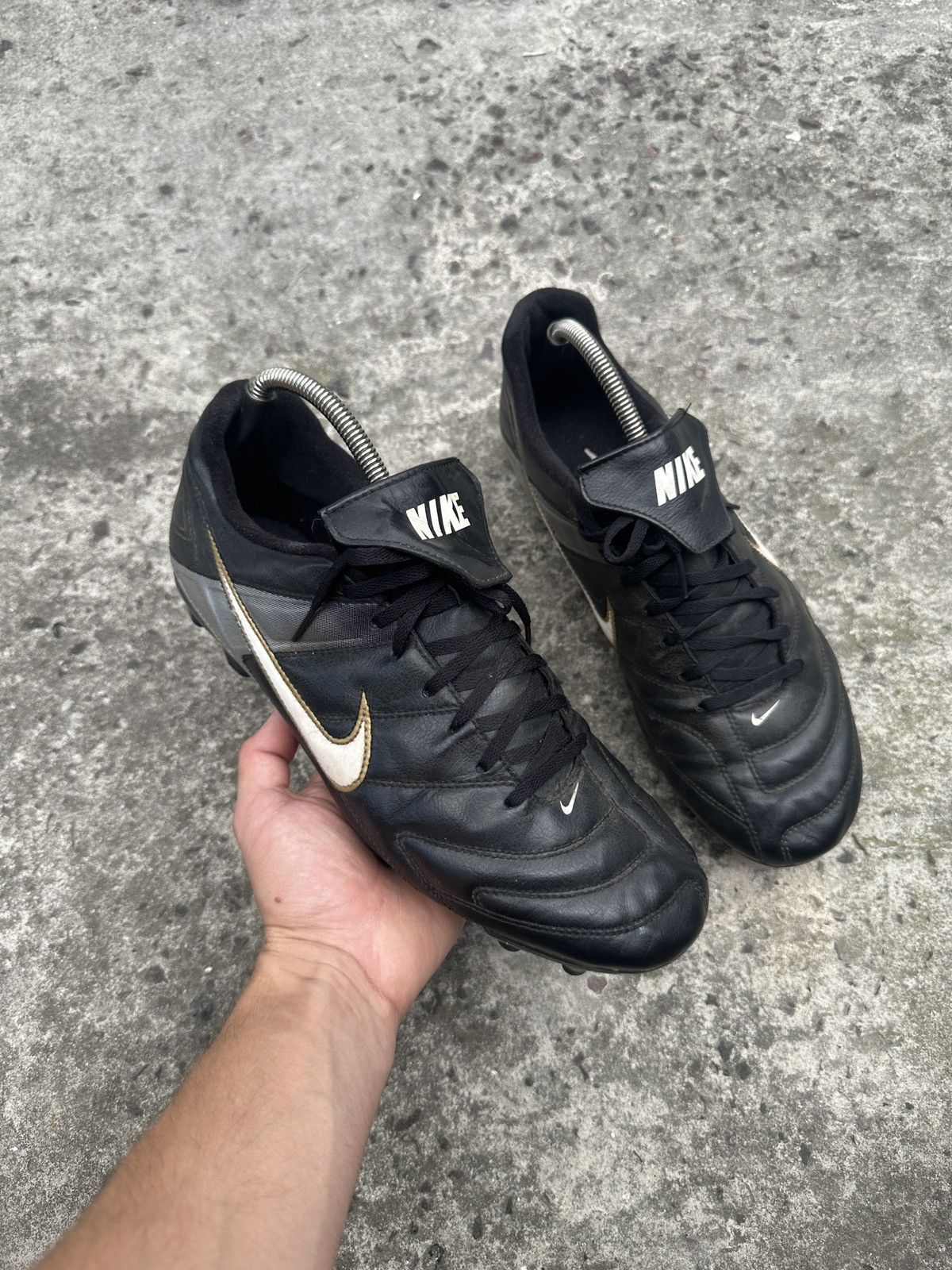 Nike Vintage Nike PARK II FG FOOTBALL Soccer Boots 12 Rare Logo Size US 12 / EU 45 - 2 Thumbnail