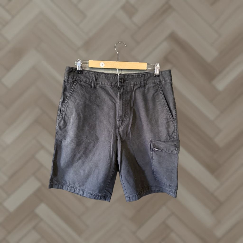 Vans VANS Mens Black Canvas Cargo Shorts Size 34 Cargo Shorts Men 34 Black Canvas Regular Size US 34 / EU 50 - 1 Thumbnail