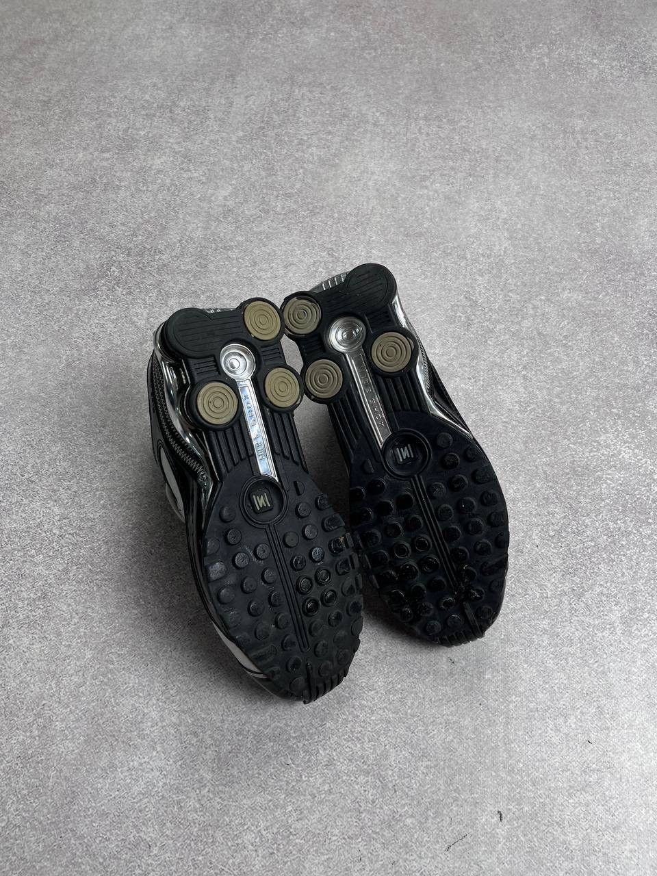 Nike × Vintage Vintage 00's Nike Shox R4 Archival TN Style Sneakers Y2K 38 Size US 7 / IT 37 - 9 Thumbnail
