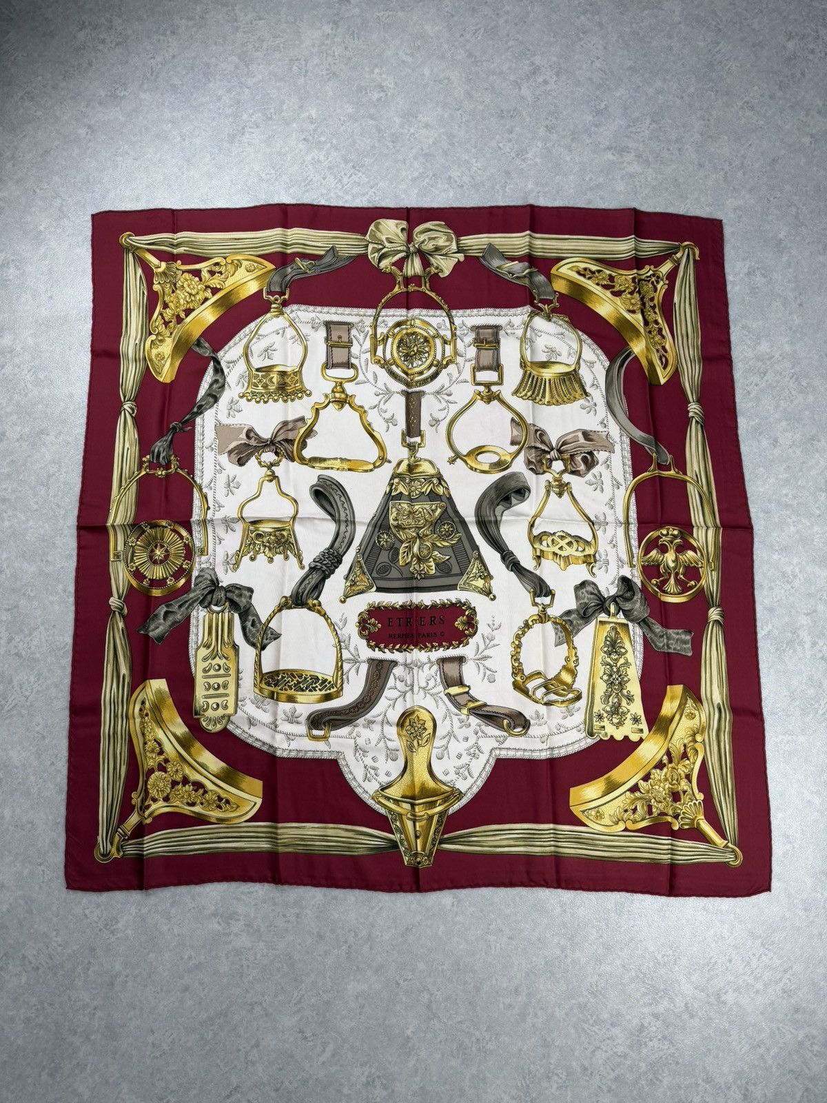 Hermes Hermes Etriers Silk Scarf Vintage Red Gold Size ONE SIZE - 1 Thumbnail
