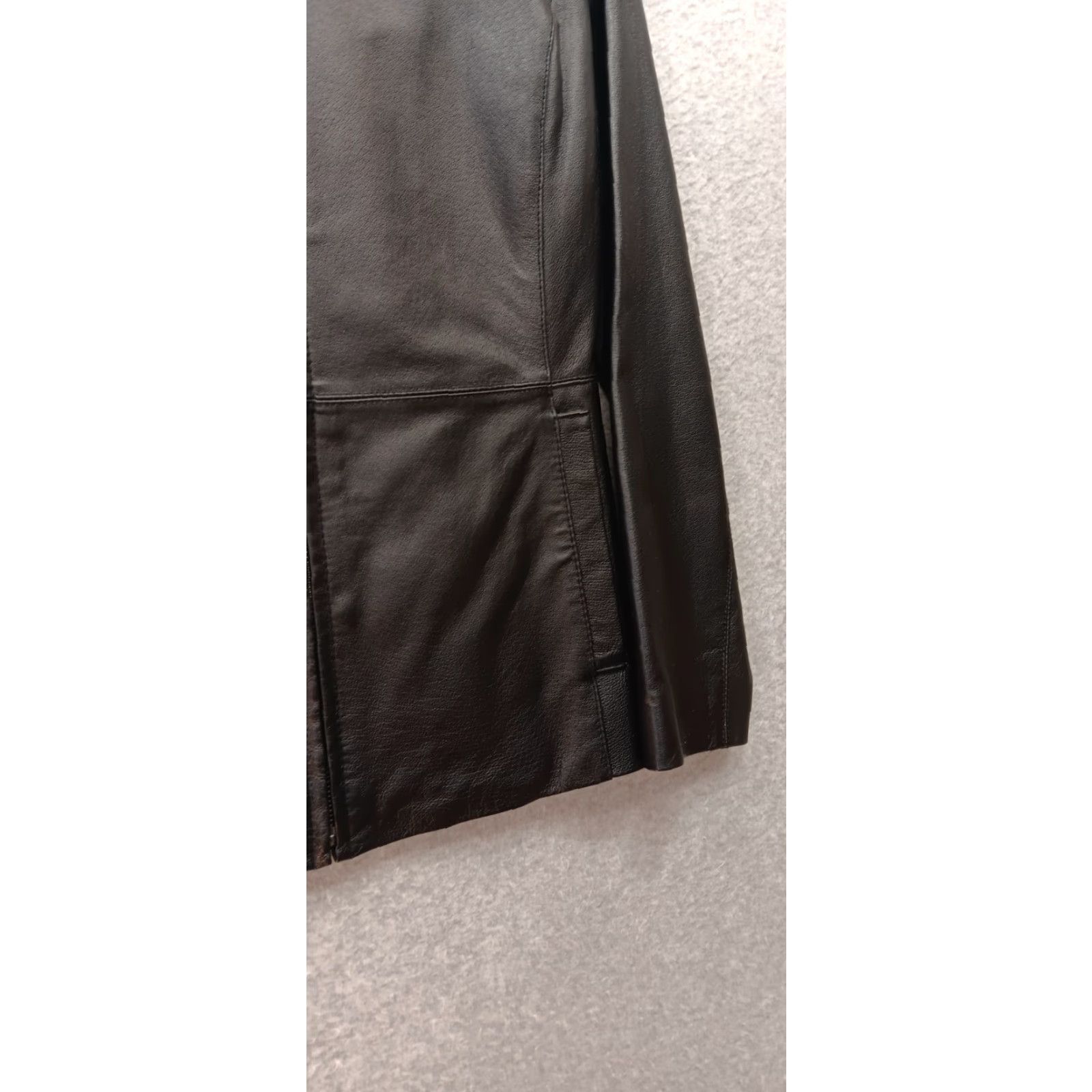 Vintage Bernardo Leather Jacket Women's Black Size M Full Zip Pockets Short Lightly Used Regular Fit Size M / US 6-8 / IT 42-44 - 2 Thumbnail