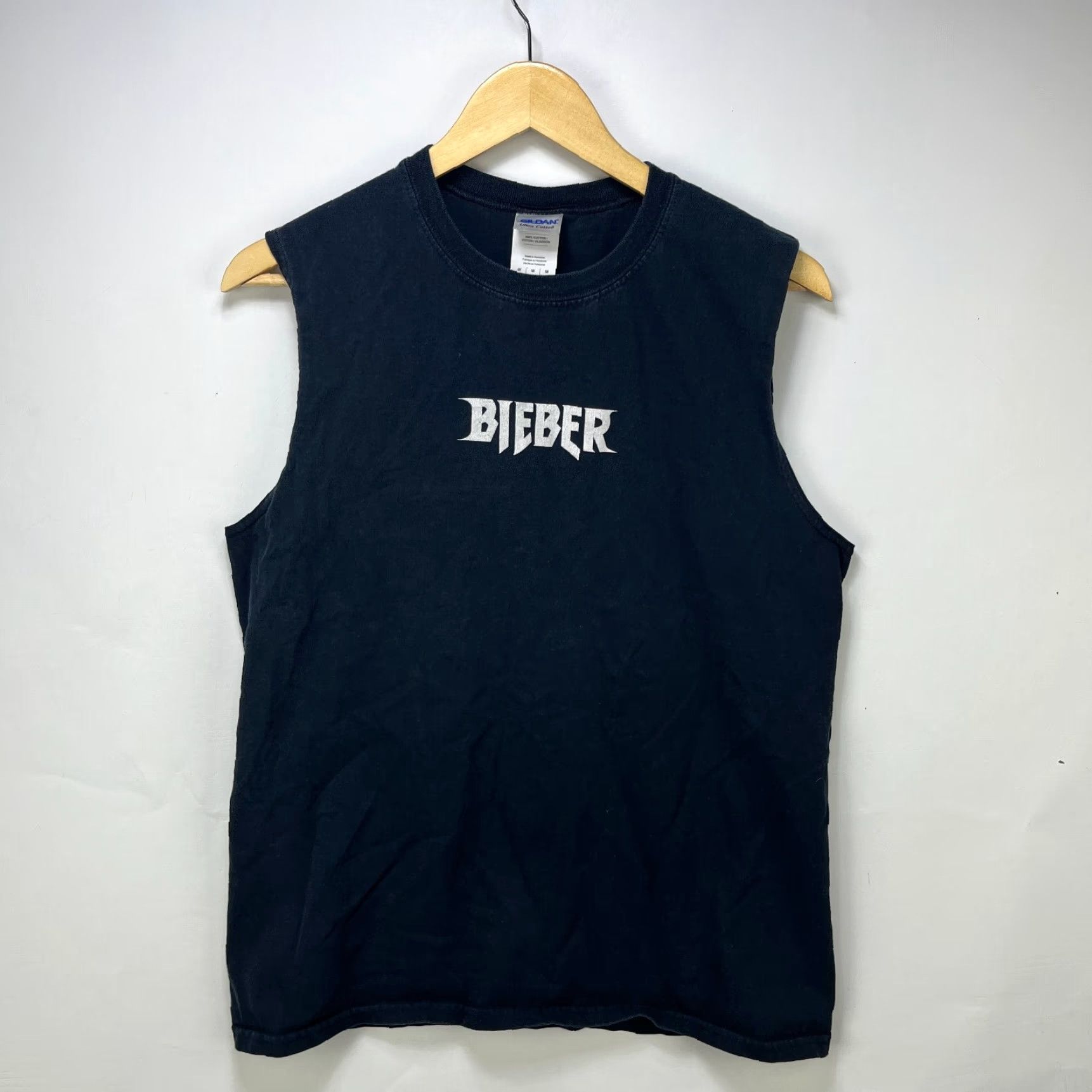 Gildan Justin Bieber Sorry Tour Tank Top Shirt M Sleeveless Black T-Shirt Mens Size US M / EU 48-50 / 2 - 4 Thumbnail