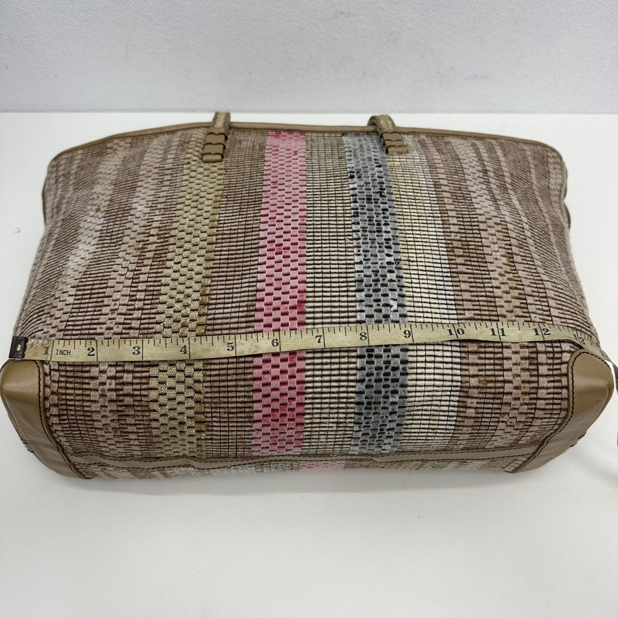 Fendi ‼️YES‼️ AUTHENTIC FENDI WOVEN RAFIA ROLL TOTE BAG Size ONE SIZE - 18 Thumbnail