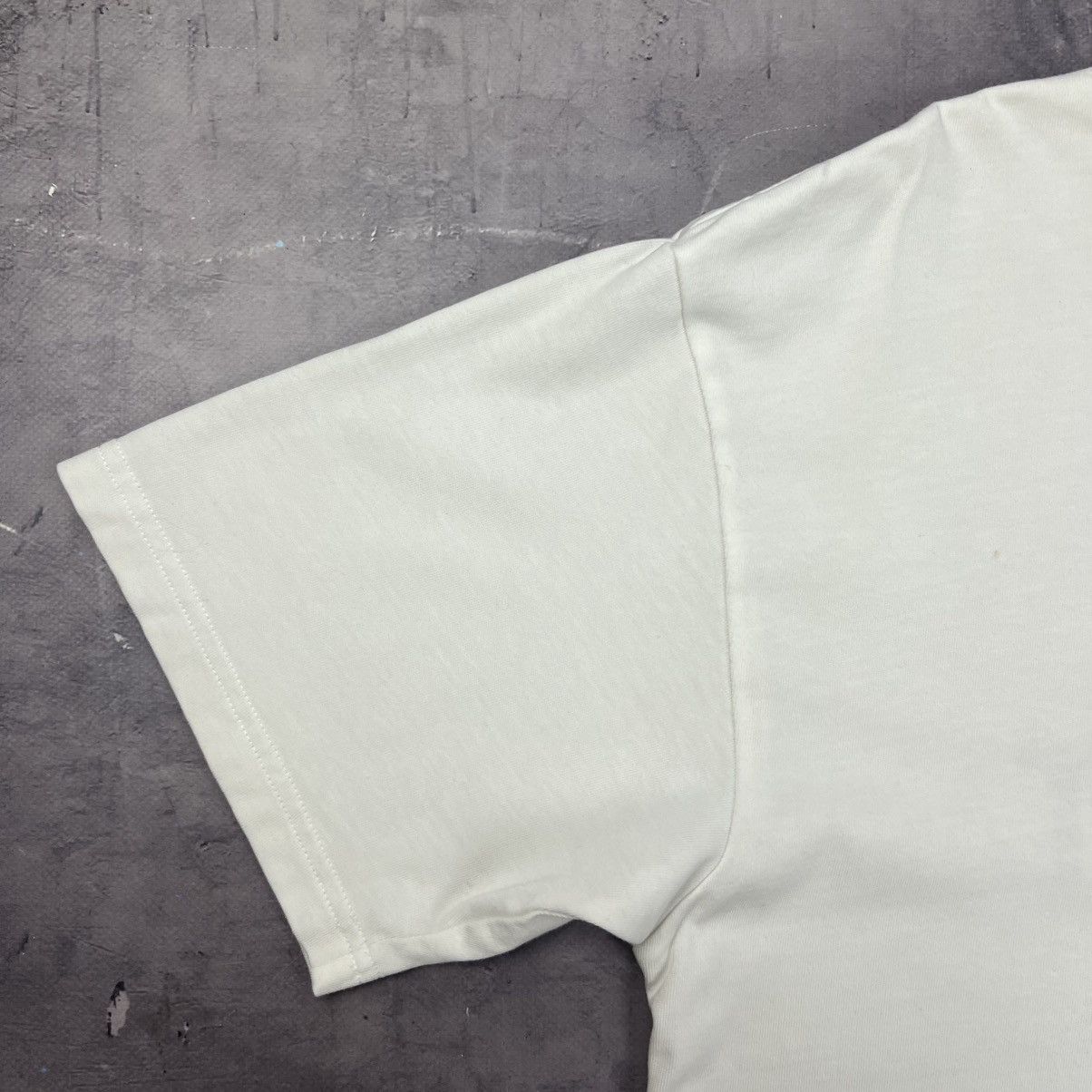 Represent Clo. Rare! Represent Luxury Big Logo Tee Size US M / EU 48-50 / 2 - 11 Thumbnail