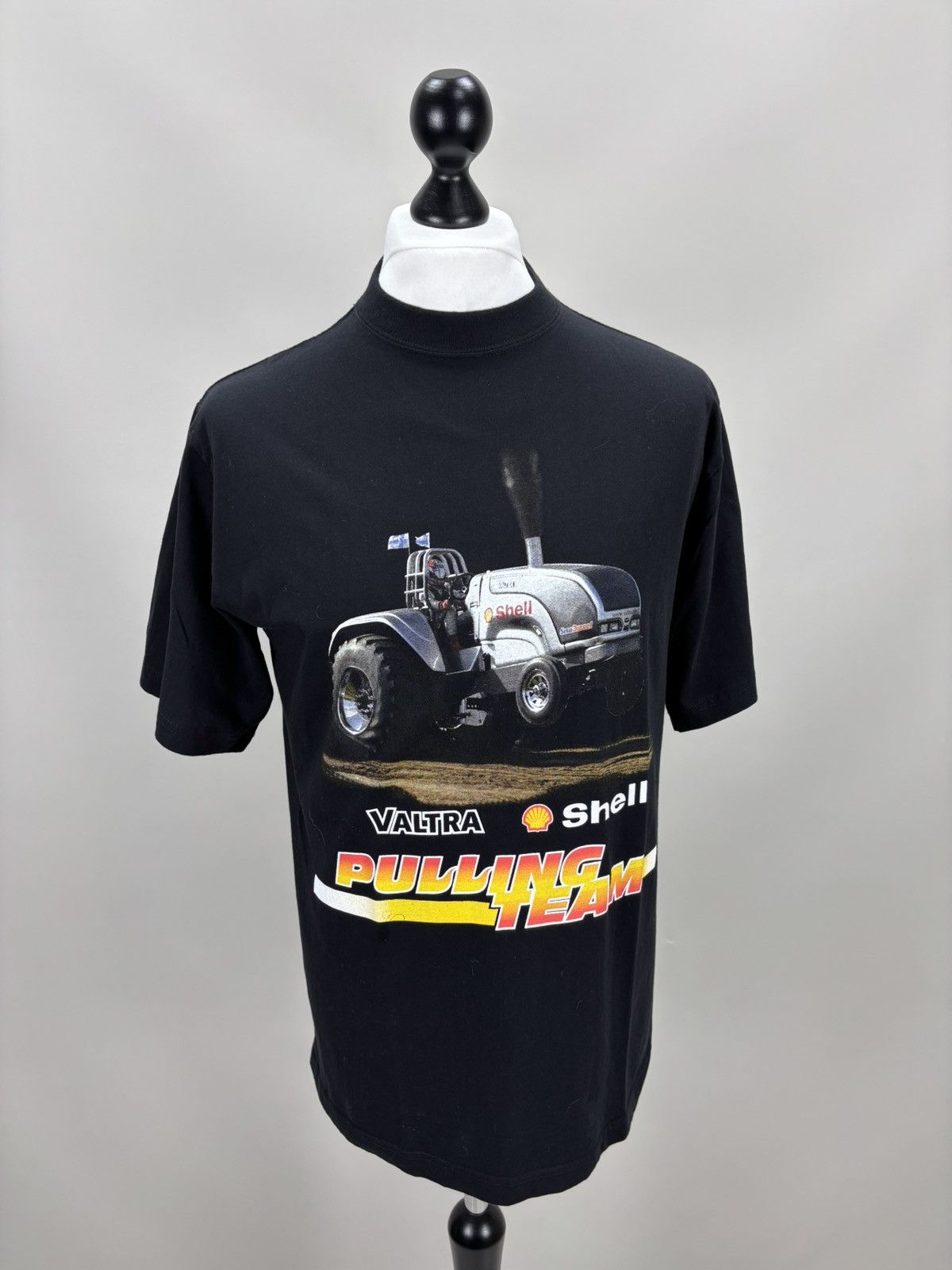 Other Mens t shirt Shell Formula1 Pulling Team Size M/L Size US M / EU 48-50 / 2 - 1 Thumbnail