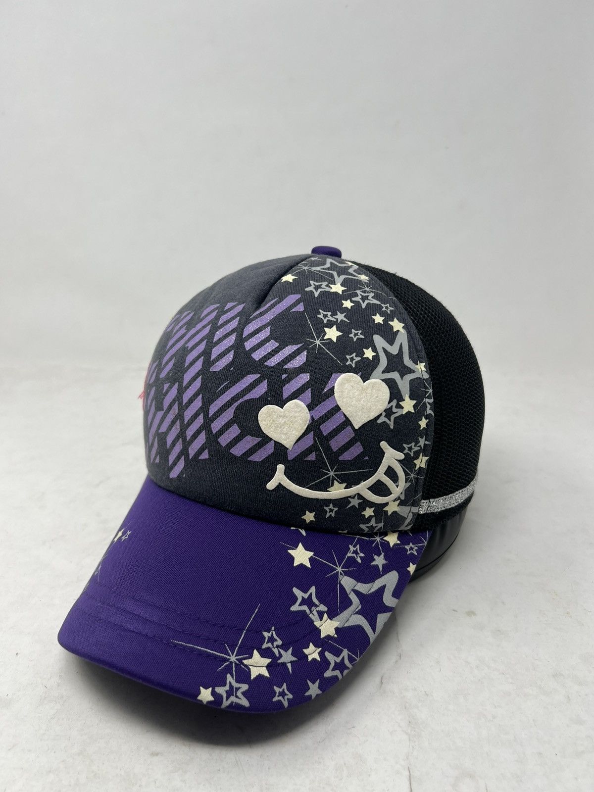 If Six Was Nine Black Graffiti Smiley USA Chic Chick Trucker Hat Size ONE SIZE - 1 Thumbnail