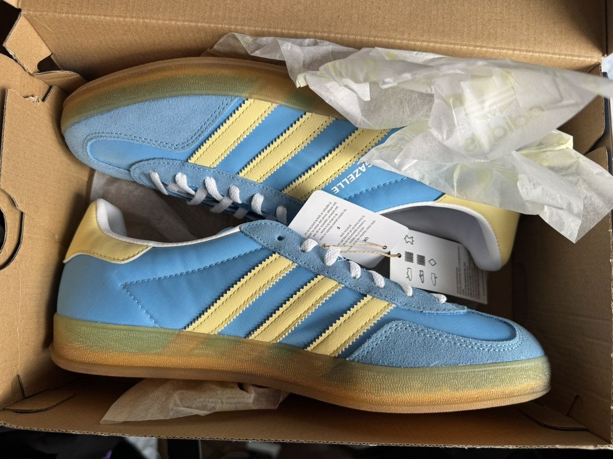 Adidas Gazelle adidas Size US 9.5 / EU 42-43 - 2 Thumbnail