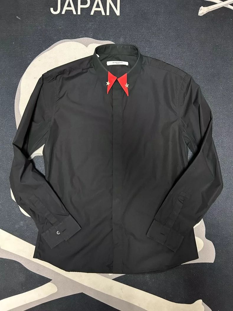 Givenchy Givenchy Shirt, Black Classic Five-pointed Star Rivet Deco Size US XL / EU 56 / 4 - 1 Thumbnail
