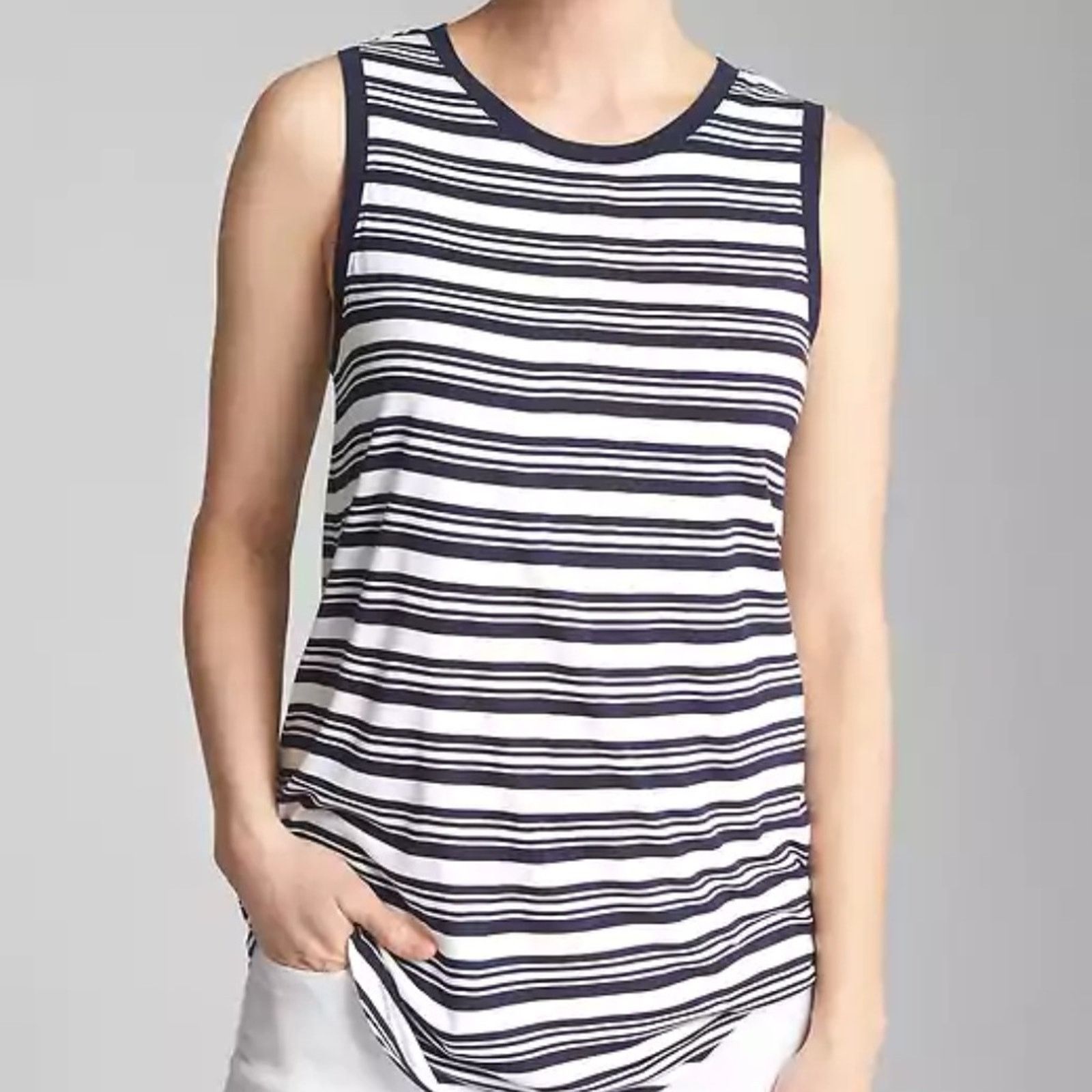 Gap GAP Navy and White Luxe Stripe Tank Size S / US 4 / IT 40 - 2 Thumbnail