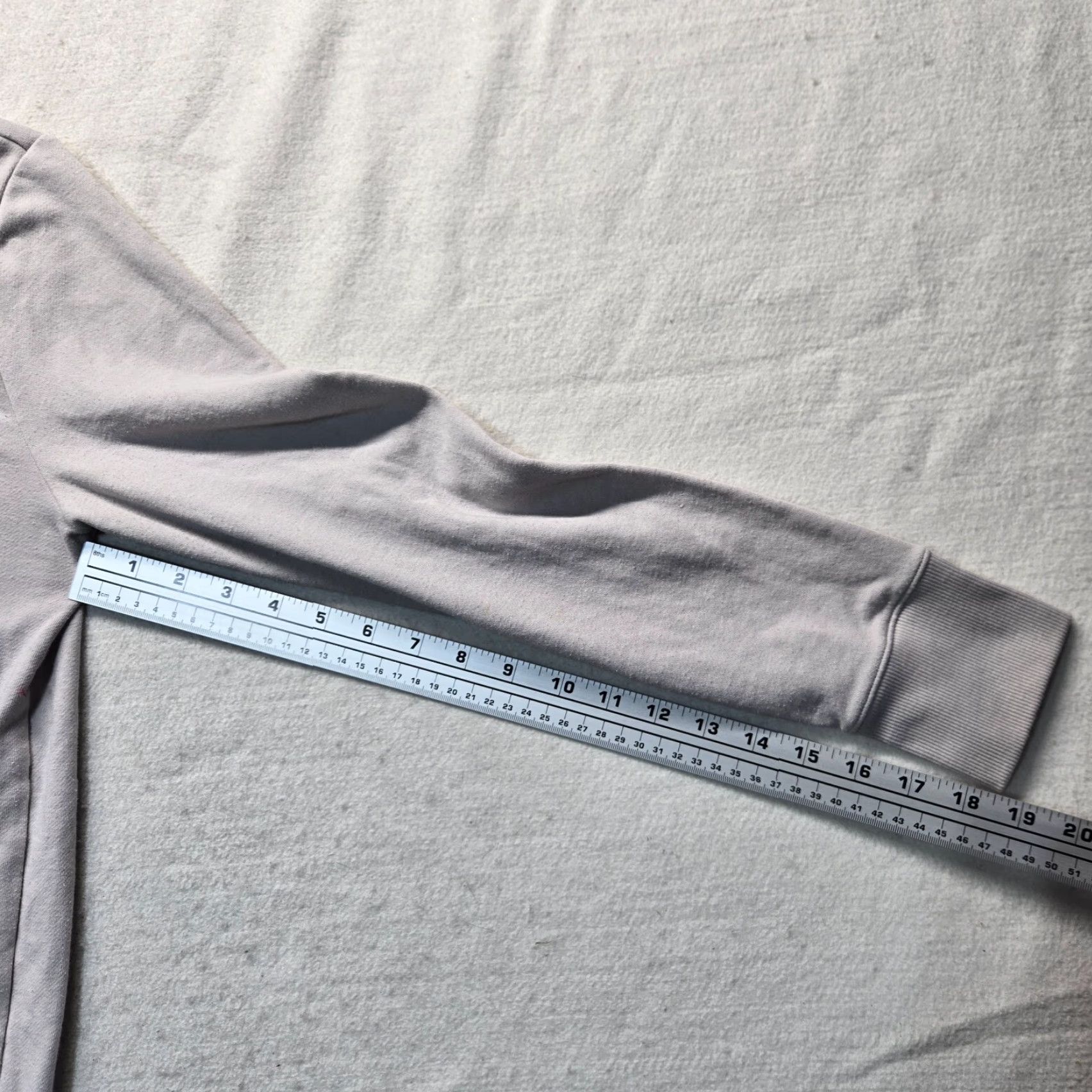 Under Armour Under Armour Sweatshirt Gray Pullover Women's S Small Size Pullover Sweatshirt, Activewear, Polyester, Long Sleeve, Casual, 90s? Size S / US 4 / IT 40 - 6 Thumbnail