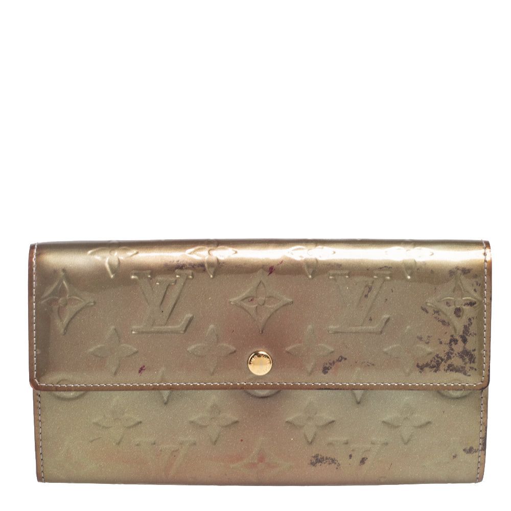 image of Louis Vuitton Gris Art Deco Monogram Vernis Sarah Wallet in Black, Women's