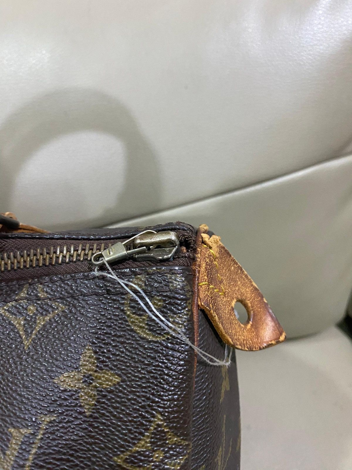 Louis Vuitton Authentic Vintage Louis Vuitton Monogram Speedy 30 Size ONE SIZE - 17 Thumbnail