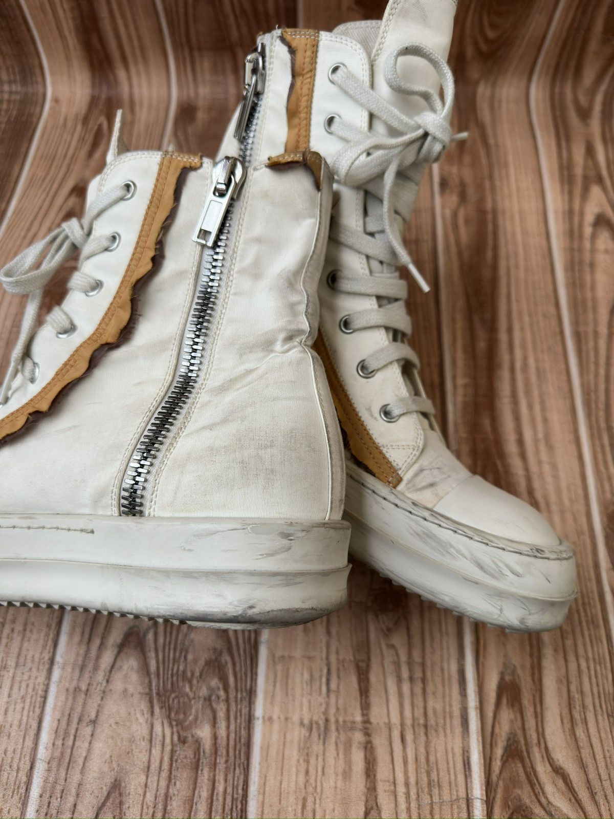 Rick Owens RARE* Rick Owens DRKSHDW Sneaks CHALK WHITE Hightop Sneaks Size US 8.5 / EU 41-42 - 7 Thumbnail