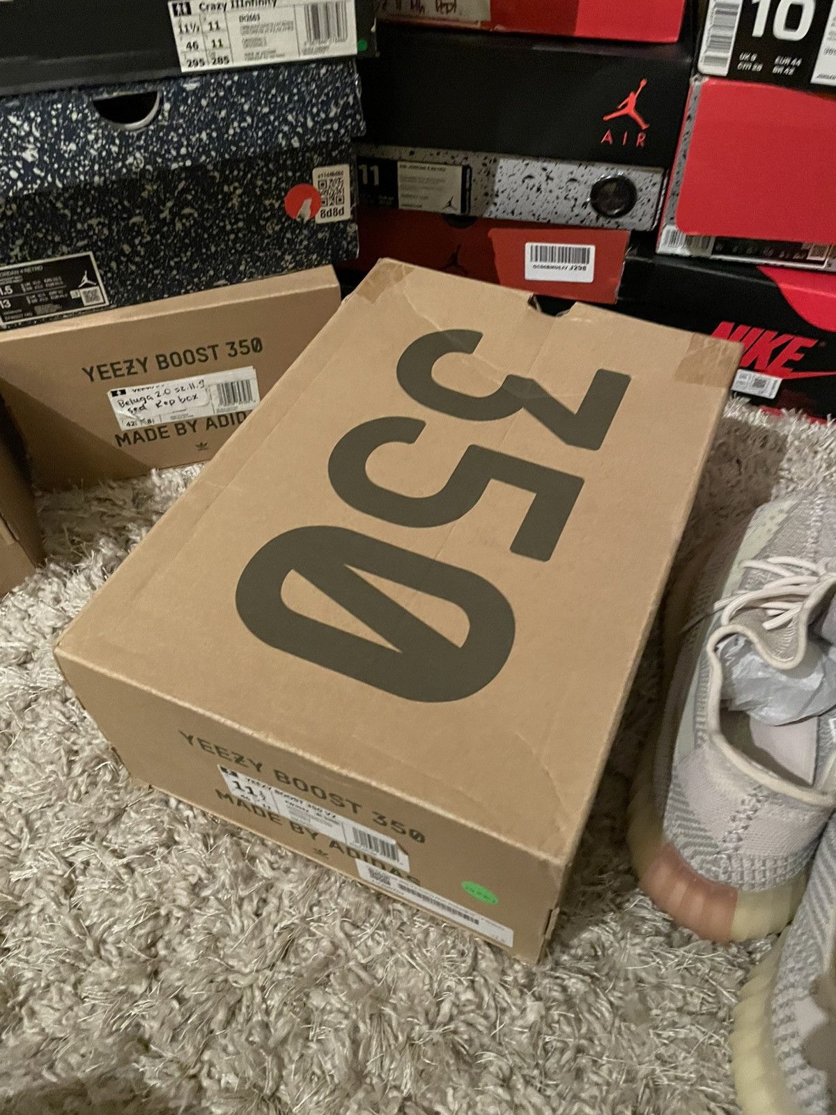 Yeezy Yeezy 350 V2 Citrin Size US 11.5 / EU 44-45 - 10 Thumbnail