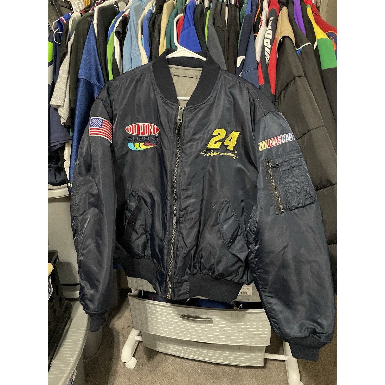 Chase Authentics SIZE L-VTG JEFF GORDON Reversible NASCAR Racing Puff Jacket Size US L / EU 52-54 / 3 - 1 Thumbnail
