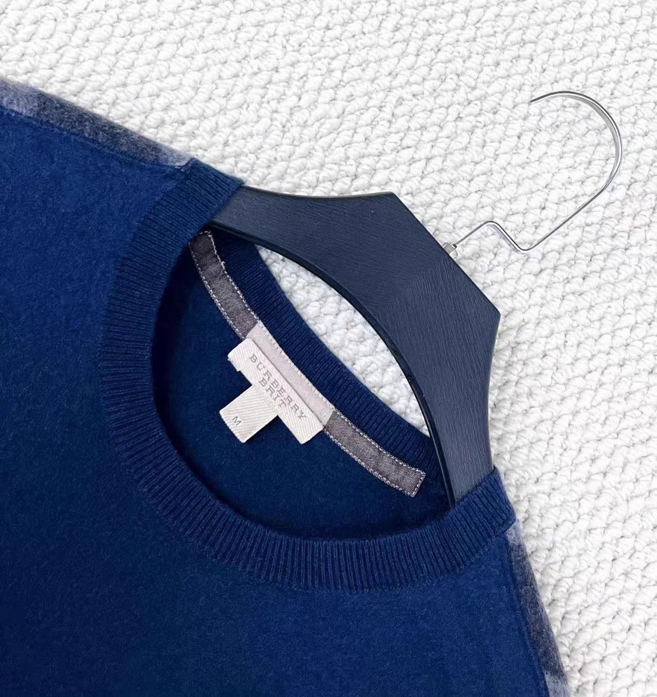 Burberry Burberry Navy Collar Check Panel Cashmere Blend Sweater M Size US M / EU 48-50 / 2 - 3 Thumbnail