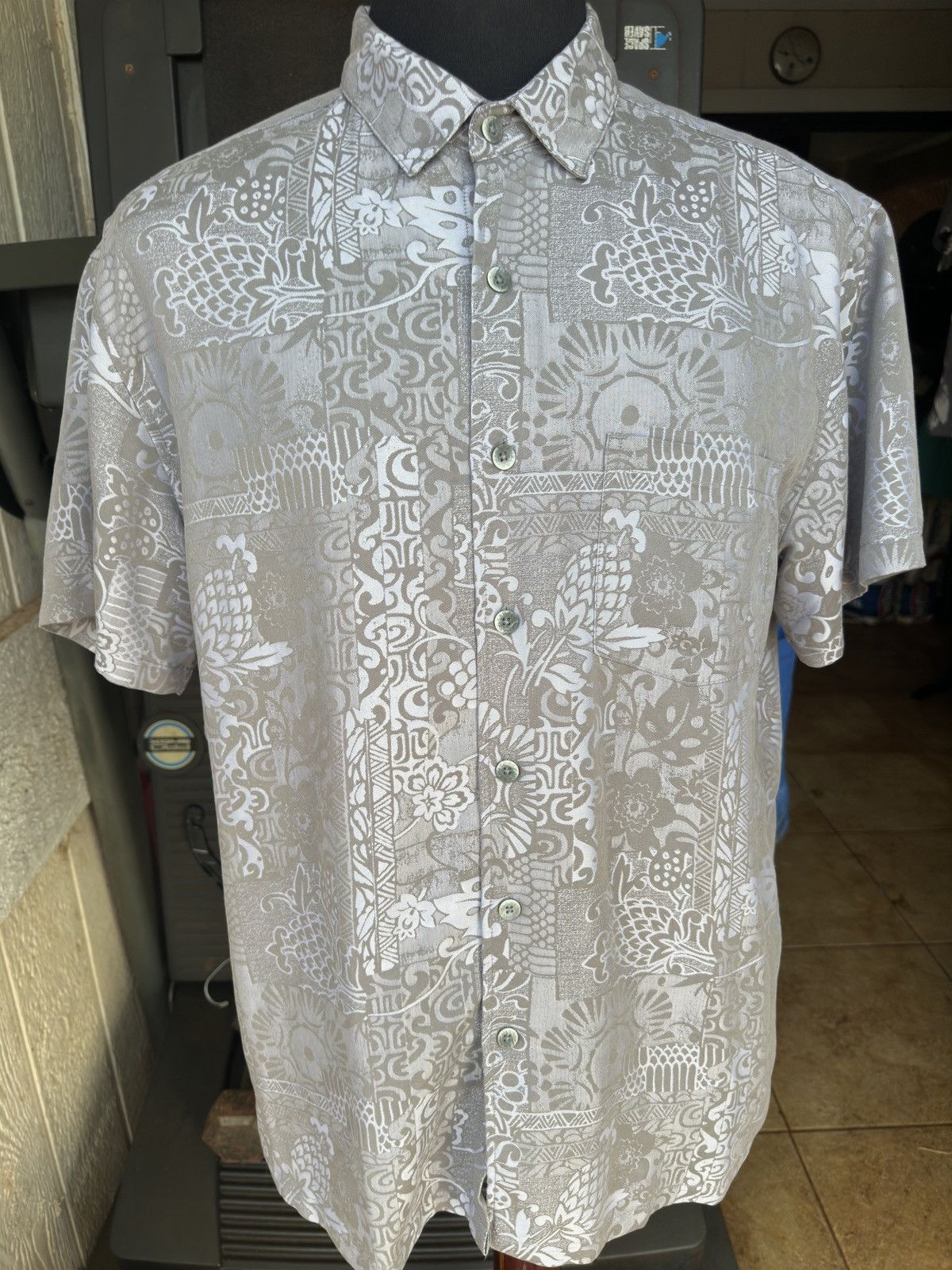Other PreOwned Kahala Hawaiian Print Full Button Gray Men's Large Size US L / EU 52-54 / 3 - 1 Thumbnail