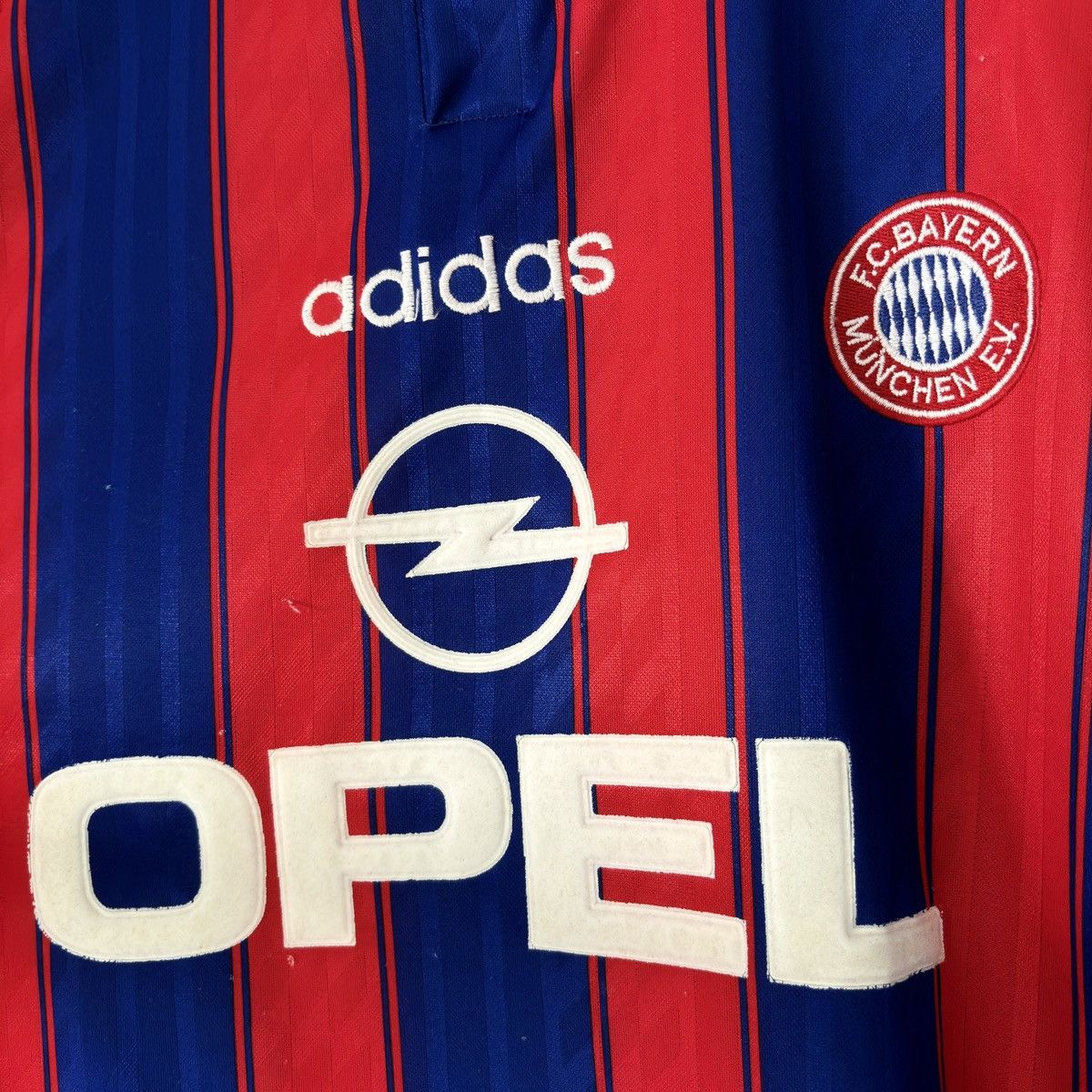 Adidas × Vintage 1995 1997 Bayern Munich Vintage Home Soccer Tee Jersey Shirt Size US XL / EU 56 / 4 - 4 Thumbnail