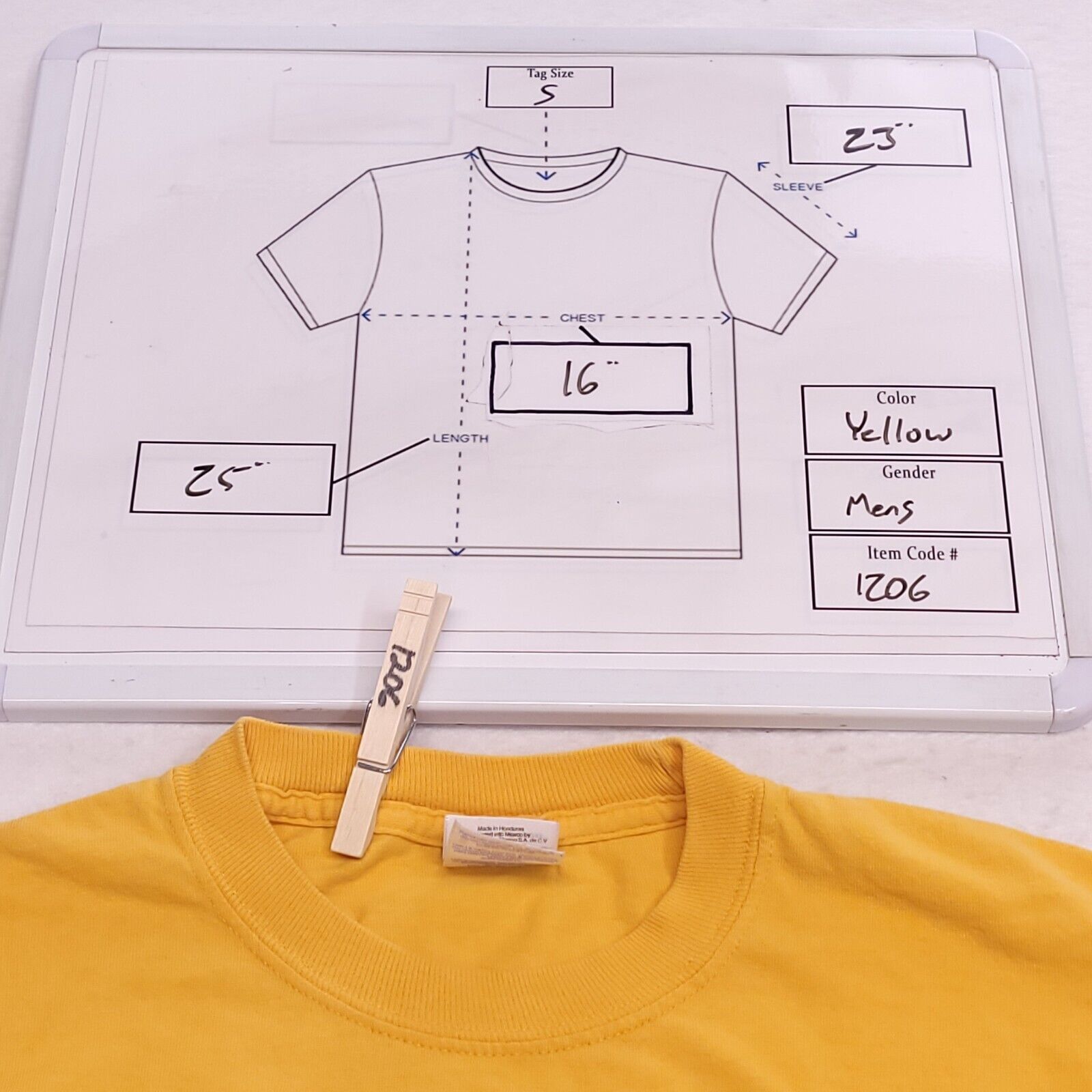 Gildan Gildan Baylor Casual Graphic T-Shirt Men Size S Yellow White Size US S / EU 44-46 / 1 - 8 Thumbnail