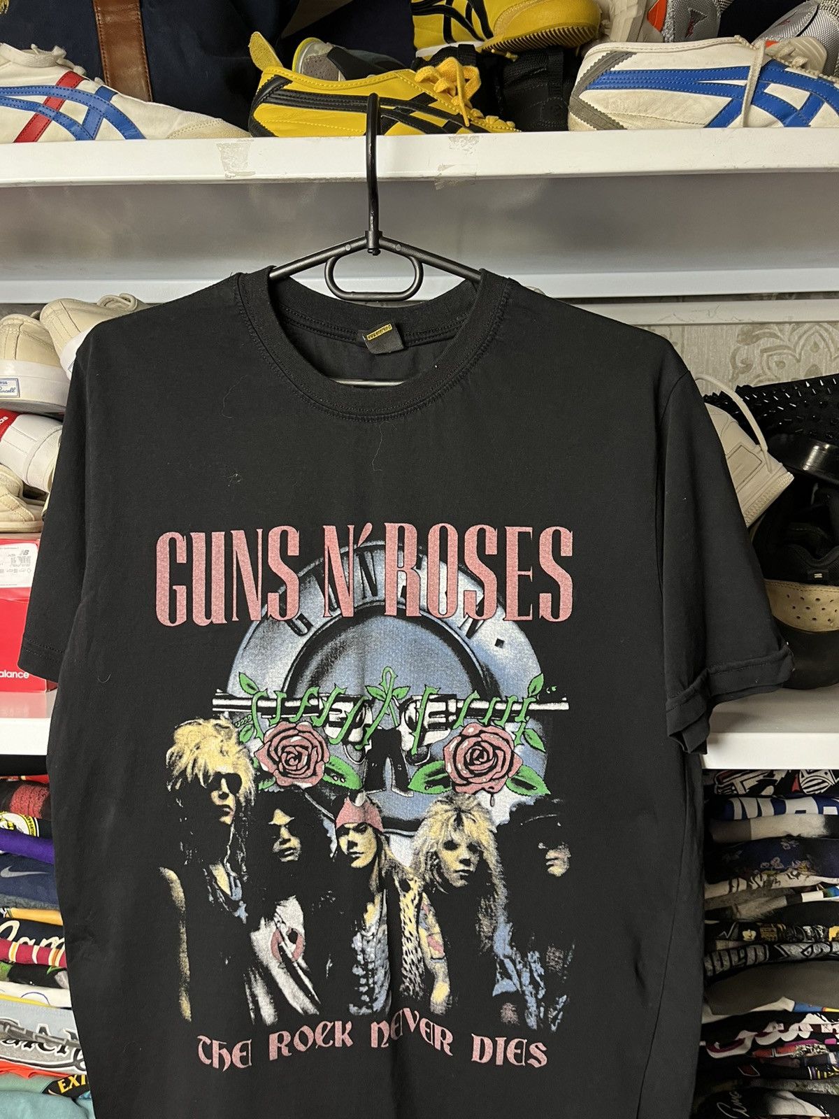 Band Tees Vintage Guns N Roses Tour Reprint Band T-Shirt Size US M / EU 48-50 / 2 - 3 Thumbnail