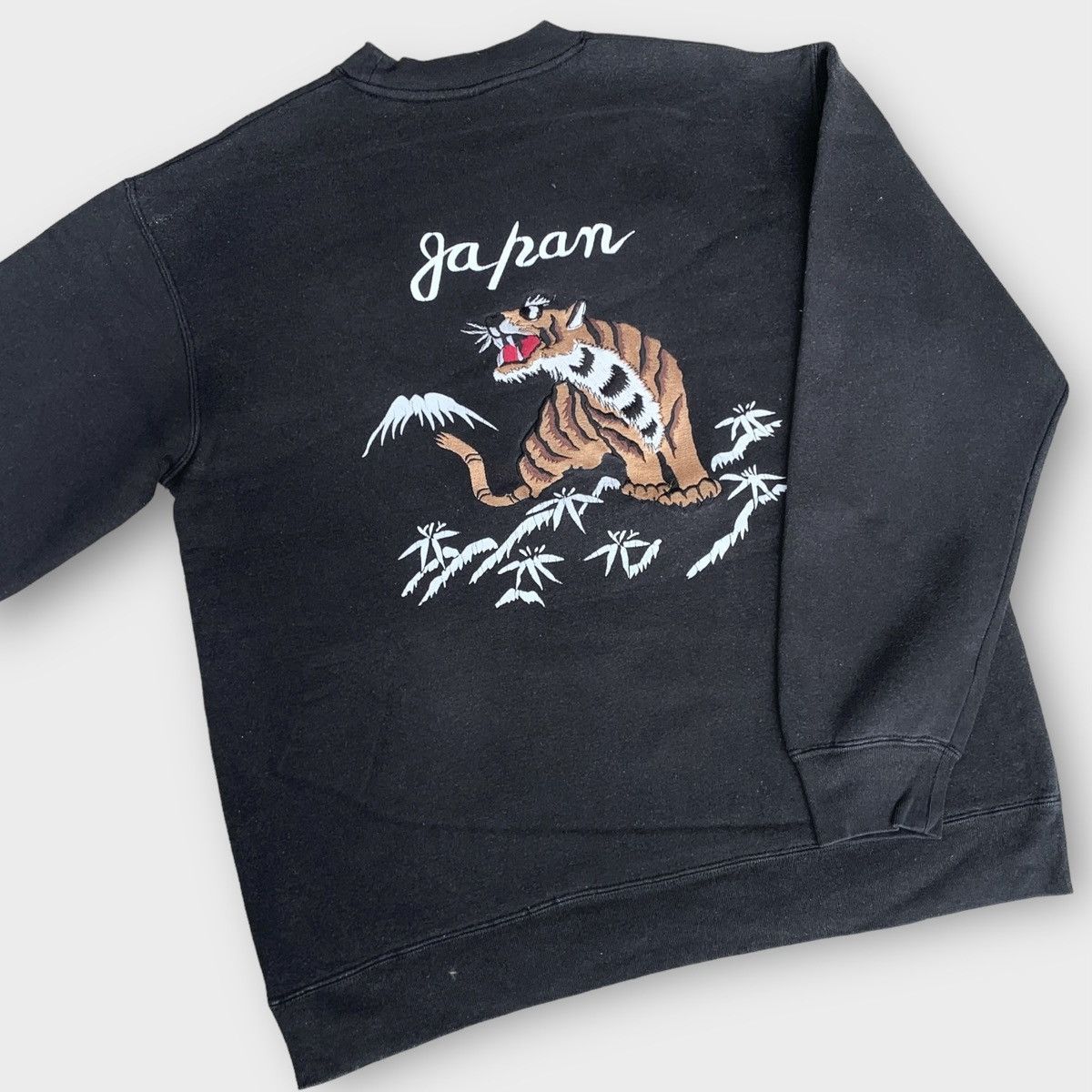 Japanese Brand Japan Dragon Embroidered Logo Sukajan Style Size US L / EU 52-54 / 3 - 4 Thumbnail