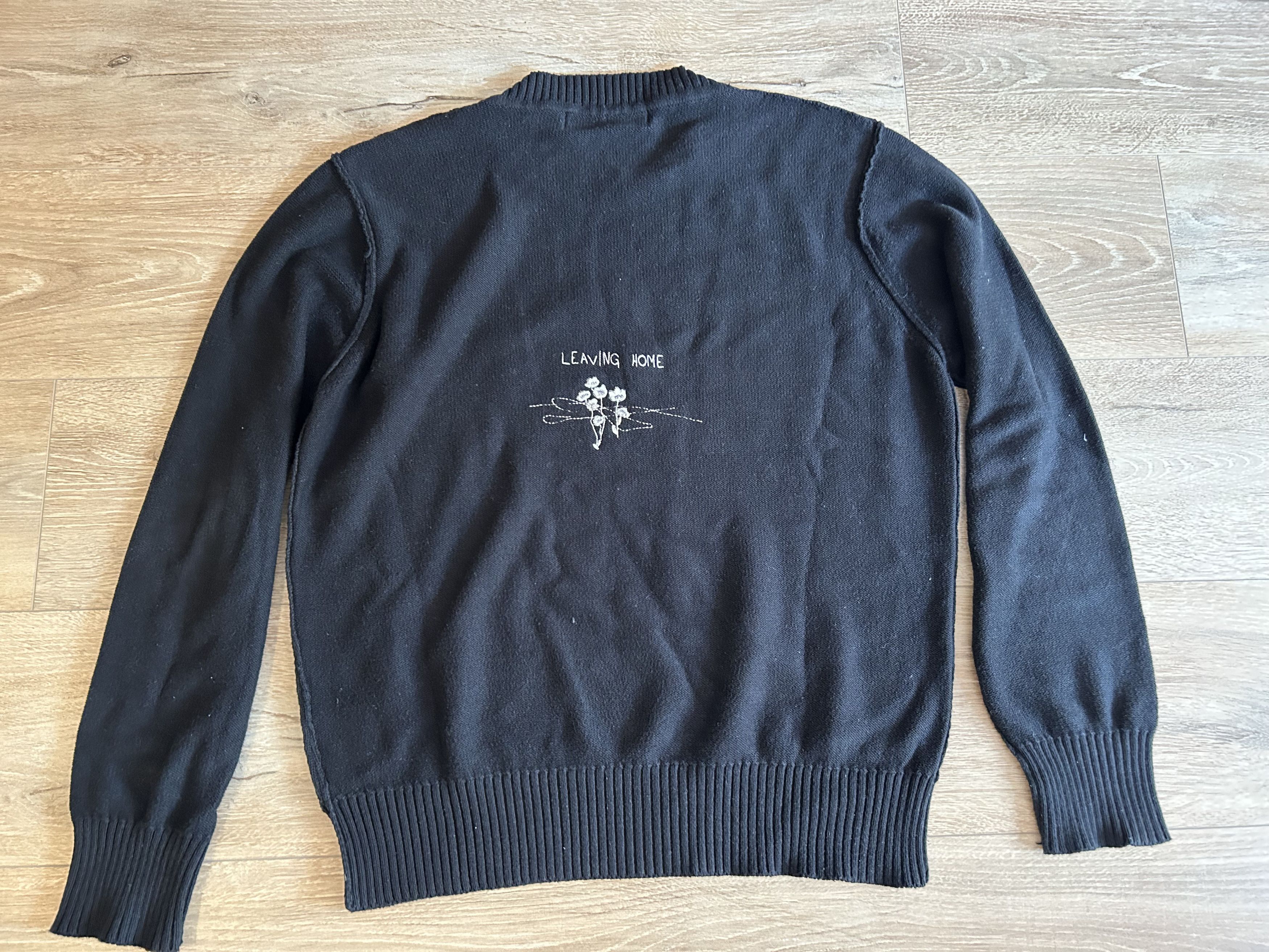 L'Homme Rouge Leaving Home Embroidered Cashmere Sweater Size US L / EU 52-54 / 3 - 1 Thumbnail