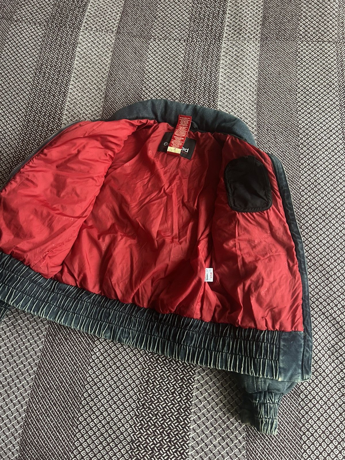 Ecko Unltd. Vintage Ecko Red Miss Sixty Style Cropped Down Jacket Size S Size S / US 4 / IT 40 - 11 Thumbnail