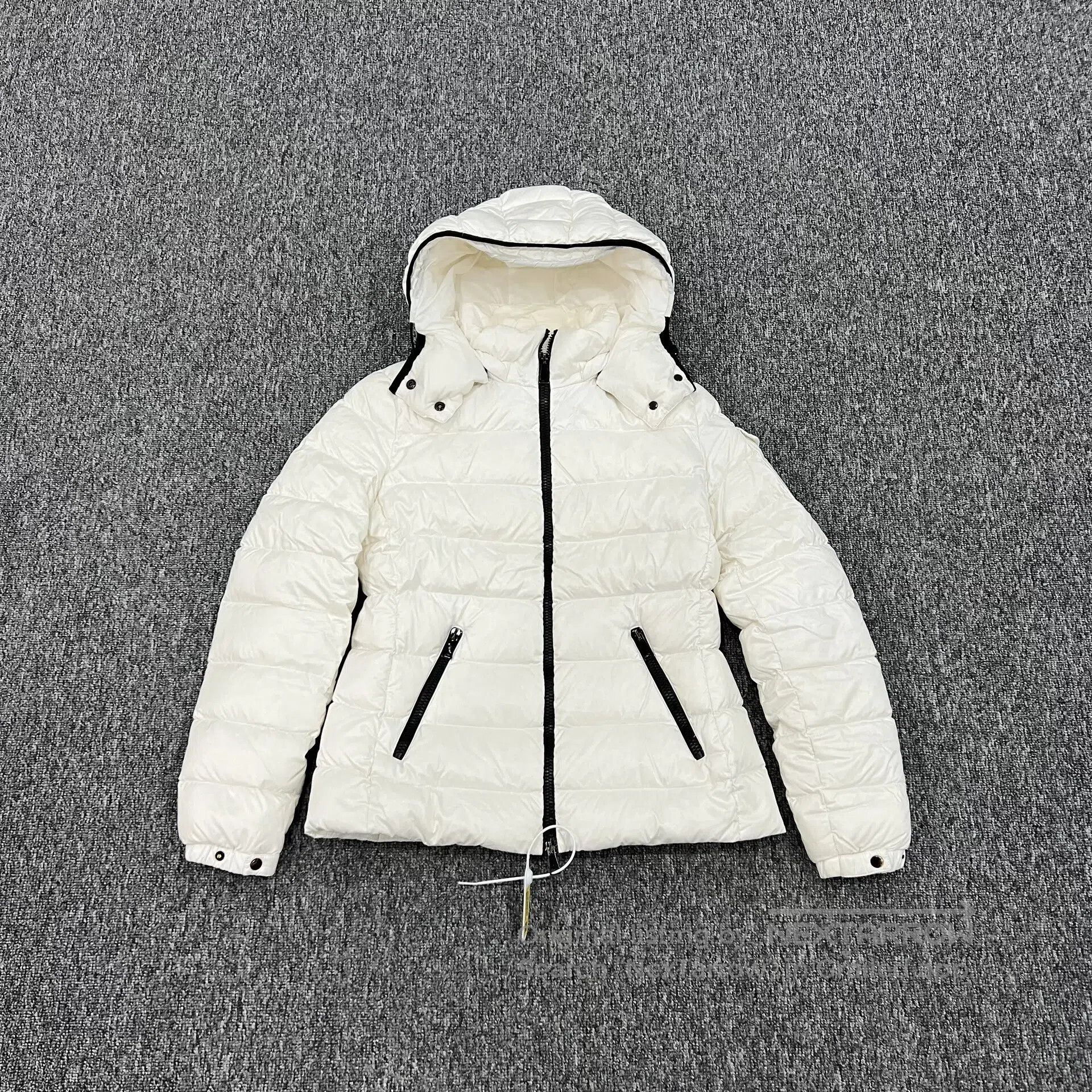 Moncler Moncler size 1 bady armband White down jacket| Size S / US 4 / IT 40 - 1 Thumbnail
