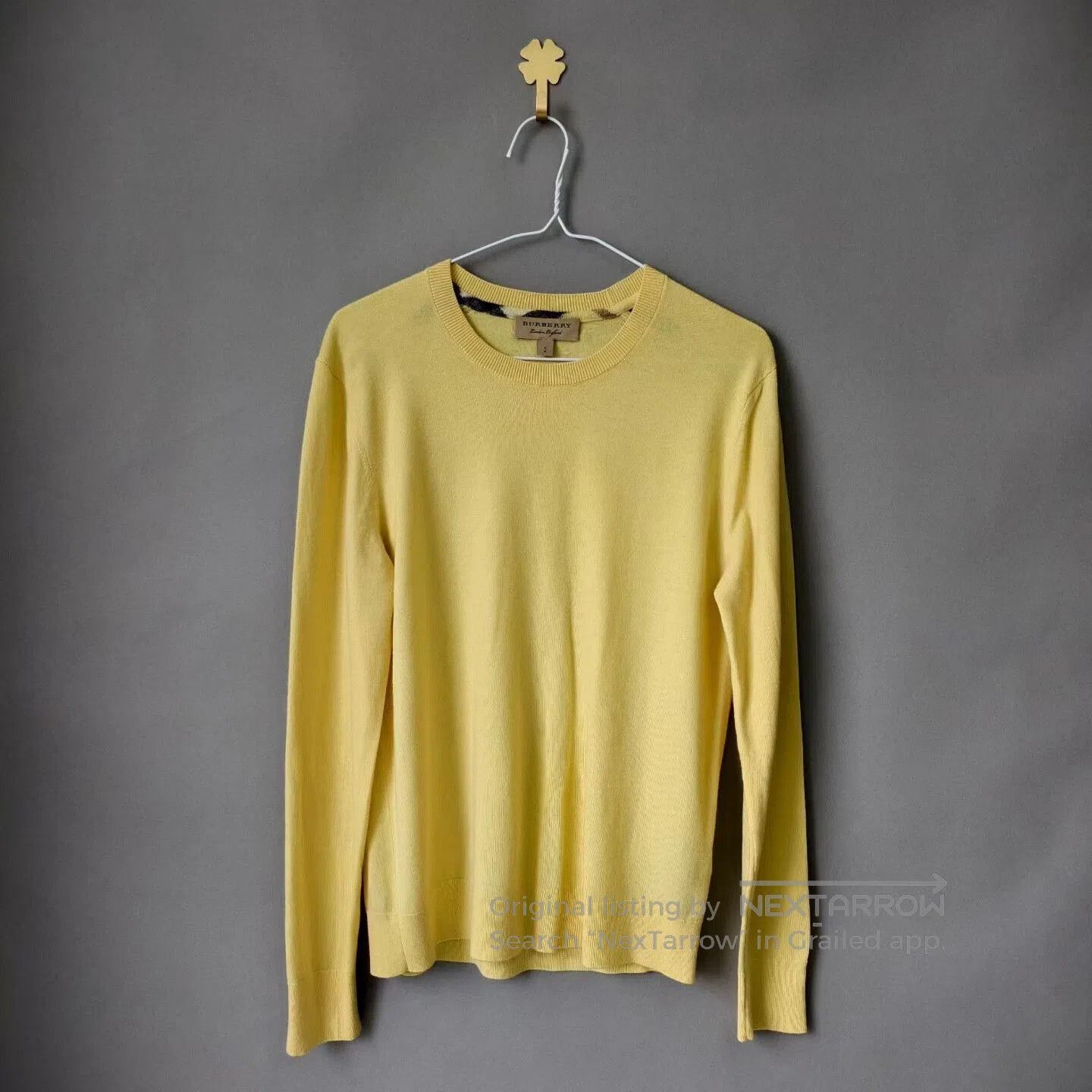 Burberry burberry yellow cashmere knit top. Size S / US 4 / IT 40 - 1 Thumbnail