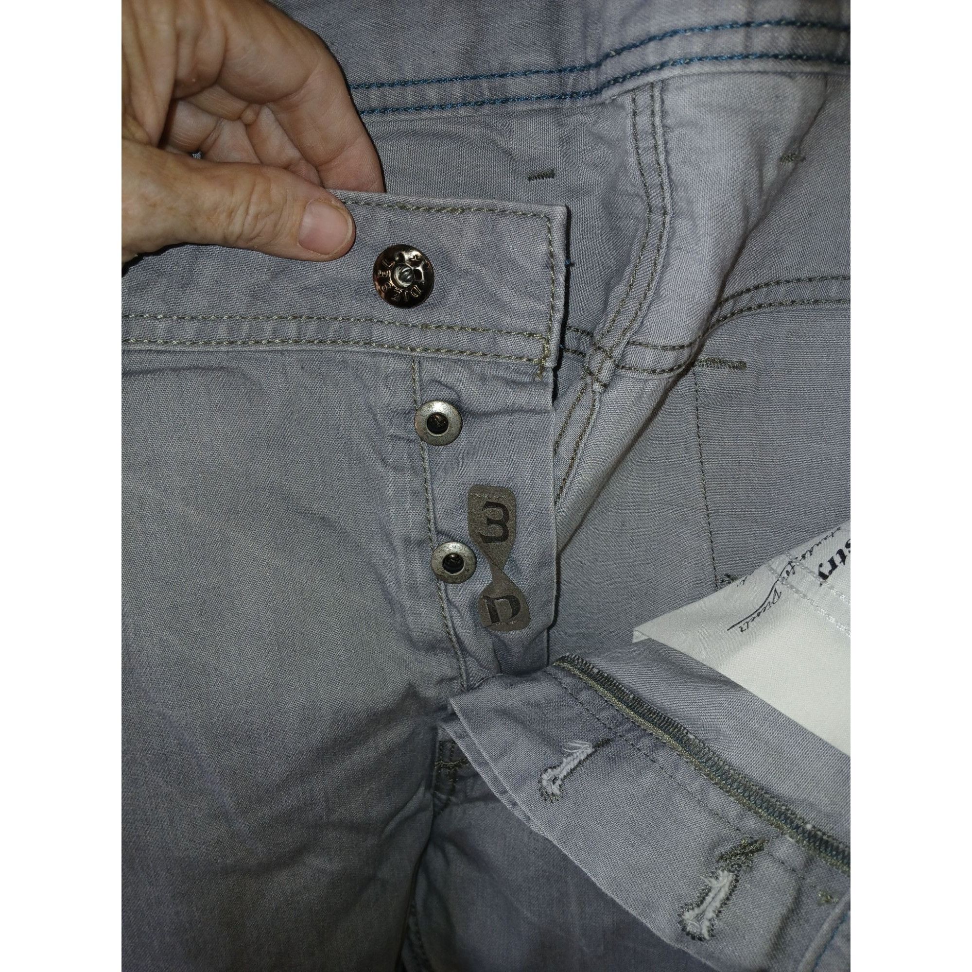 Diesel NWOT Diesel Waykee Light Gray Regular Straight Jeans Mens Si Size US 36 / EU 52 - 2 Thumbnail
