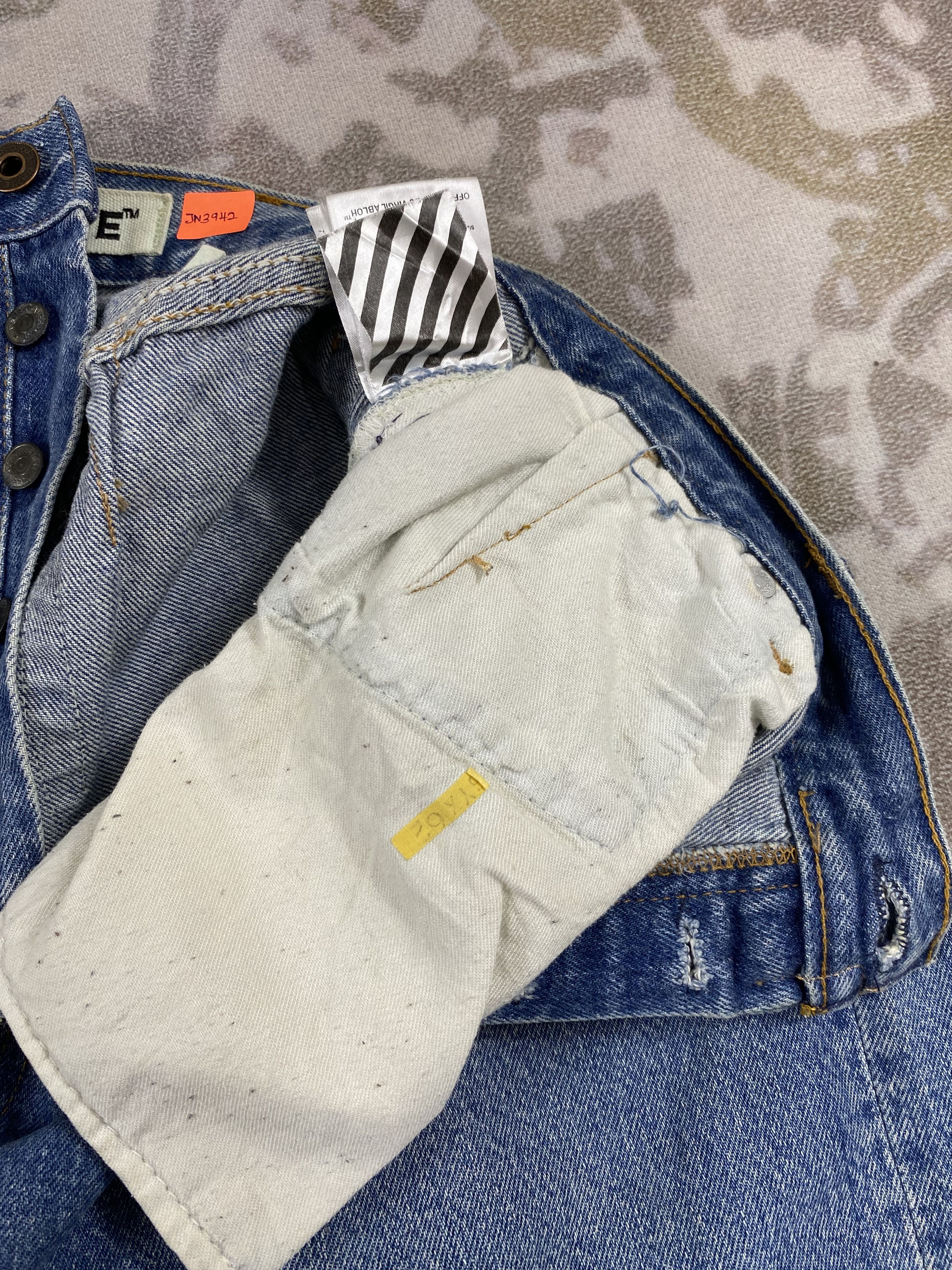 Levi's × Off-White × Virgil Abloh Distressed Blue Vintage Levi's 501 x Off White 29x24-JN3942 Size US 29 - 9 Thumbnail