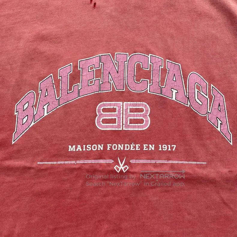 Balenciaga Balenciaga Printed Cracked Hole Distressed Washed T-Shirt Size US S / EU 44-46 / 1 - 3 Thumbnail