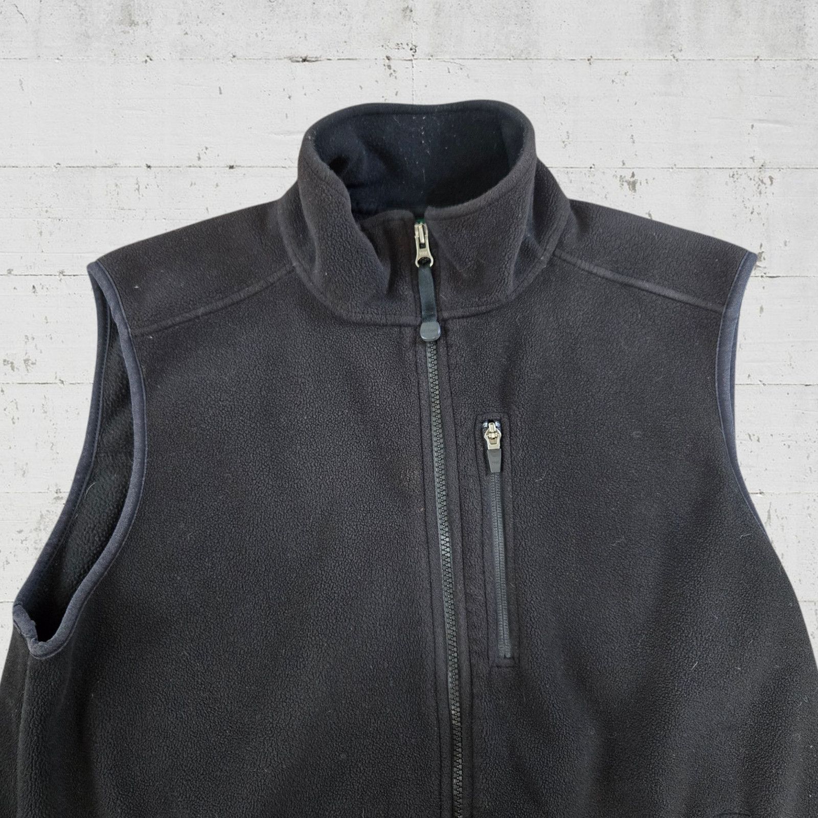 L.L. Bean L L Bean Black Fleece Vest Size Medium Size US M / EU 48-50 / 2 - 3 Thumbnail