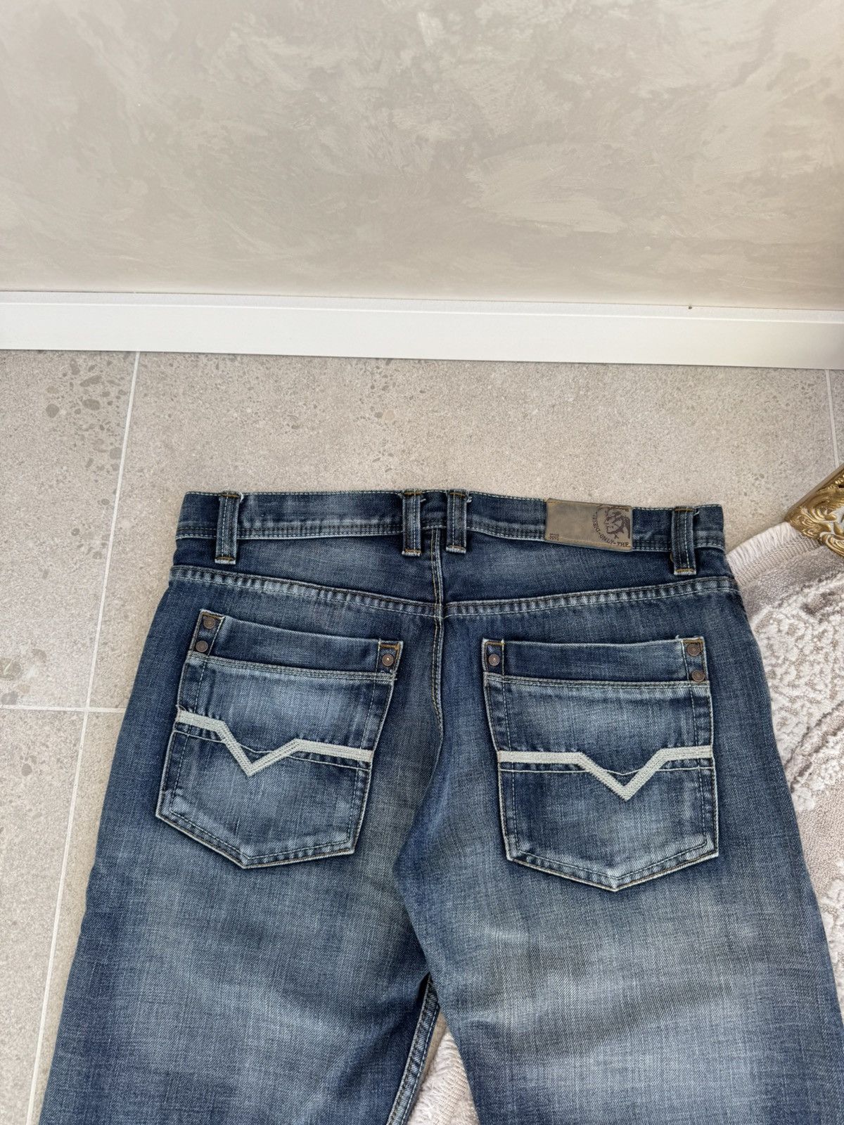 Diesel Crazy Flared Vntg Diesel Jeans Japanese Faded Bootcut Denim Size US 32 / EU 48 - 2 Thumbnail