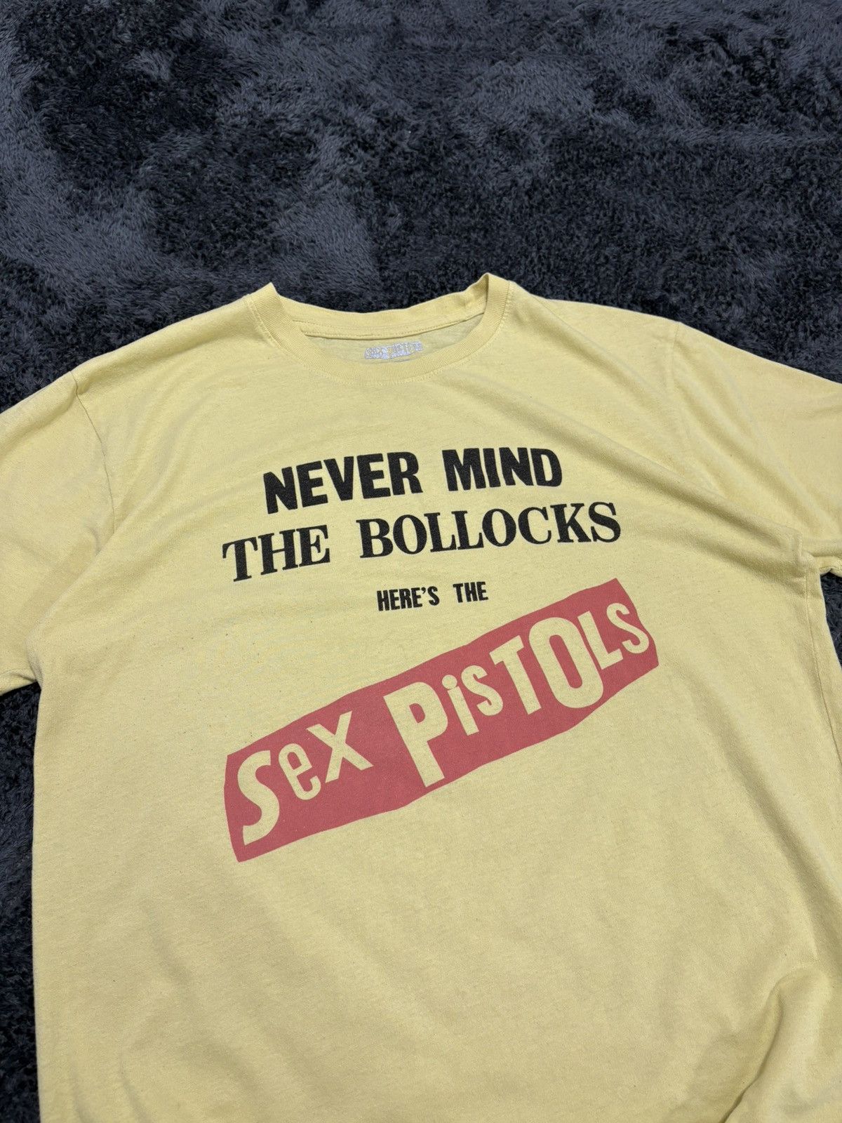 Band Tees Vintage Sex Pistols Rock Band Tee Size US L / EU 52-54 / 3 - 2 Thumbnail