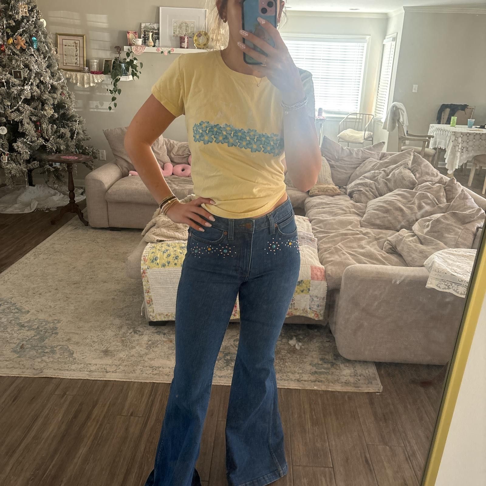 Wrangler vintage wrangler beaded bell bottoms jeans Size 26" / US 2 / IT 38 - 1 Thumbnail