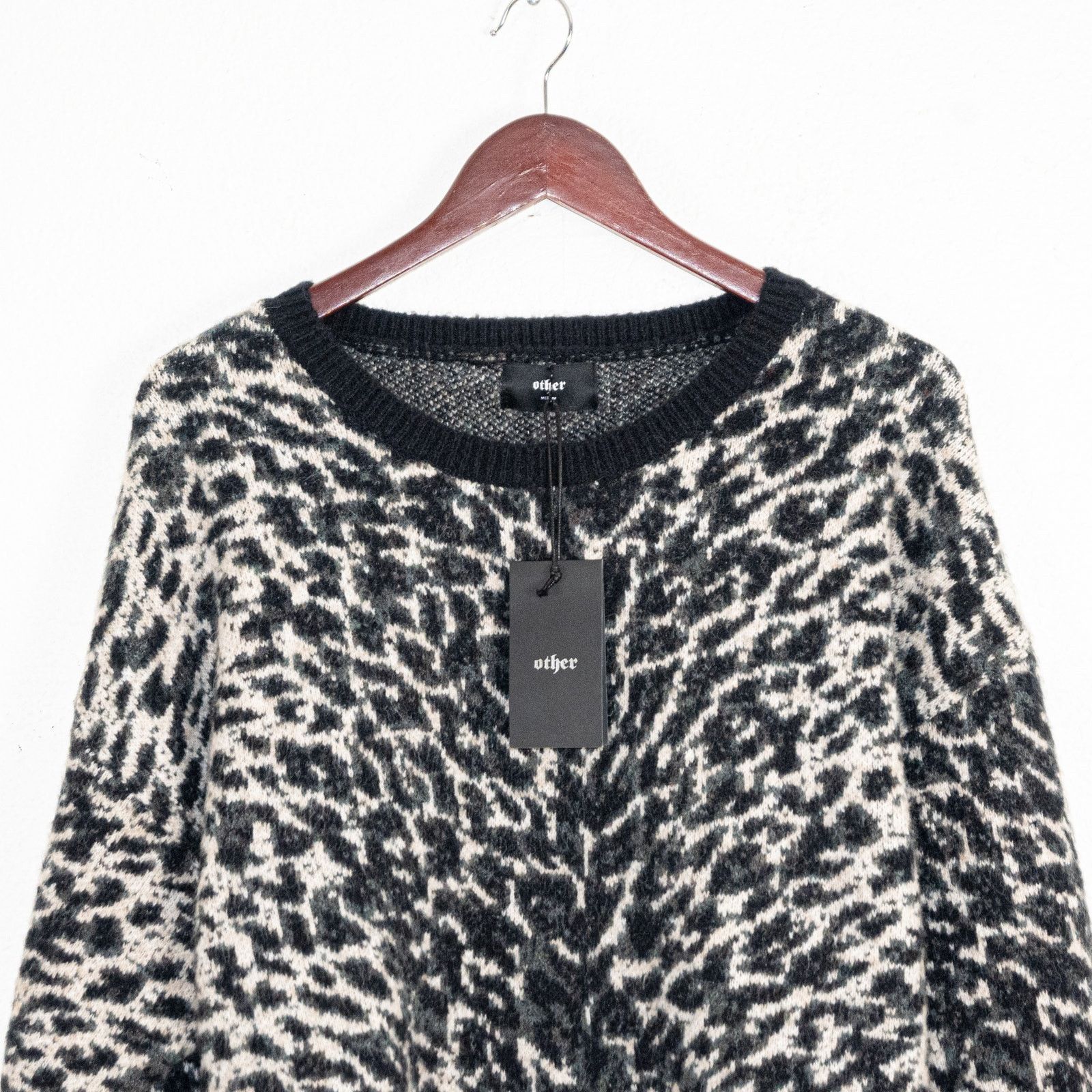 Other UK Other UK Rock n Roll Clothing Leopard Sweater distressed Size US M / EU 48-50 / 2 - 2 Thumbnail