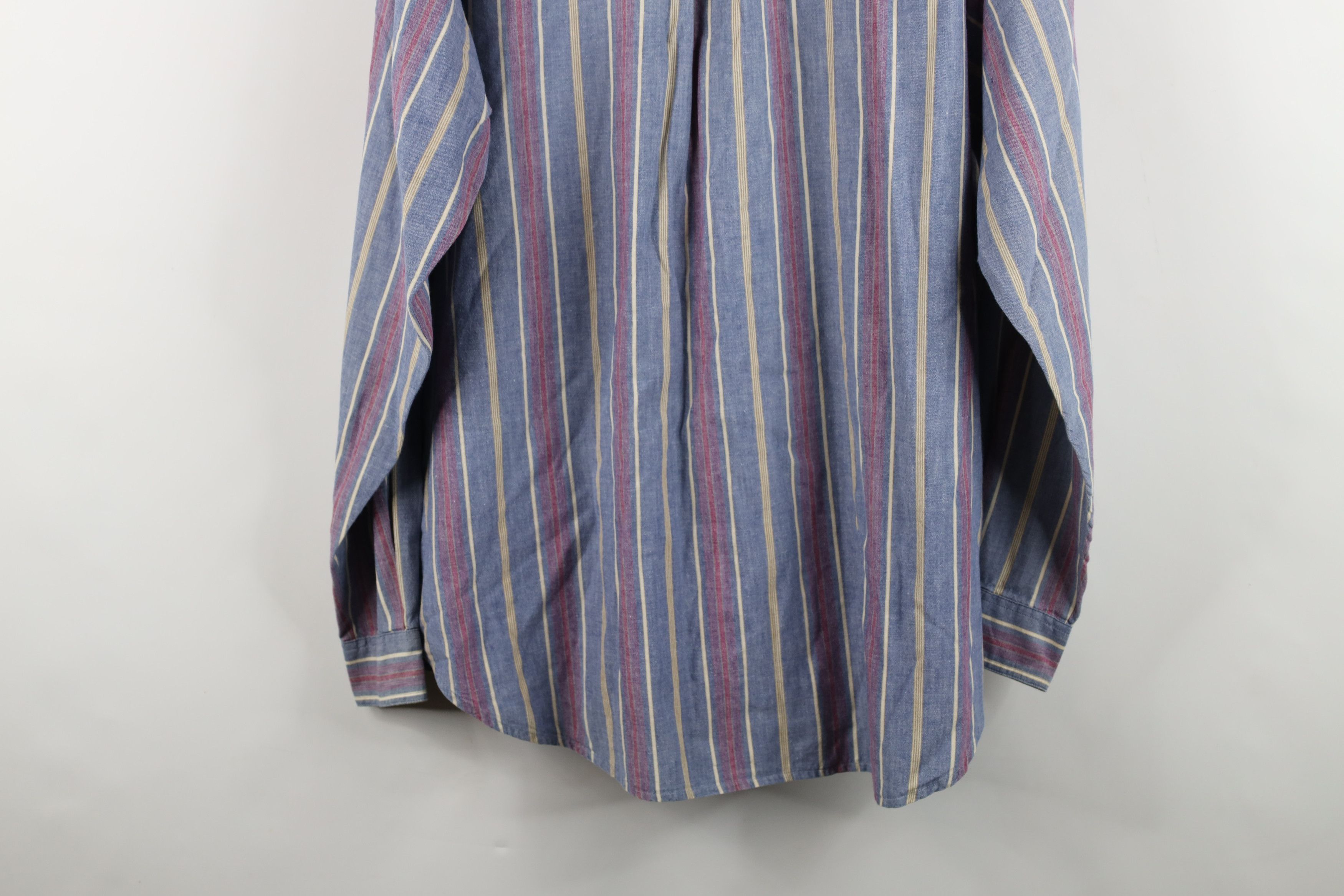 Vintage Vintage 90s Streetwear Chambray Collared Button Shirt Size US L / EU 52-54 / 3 - 12 Thumbnail