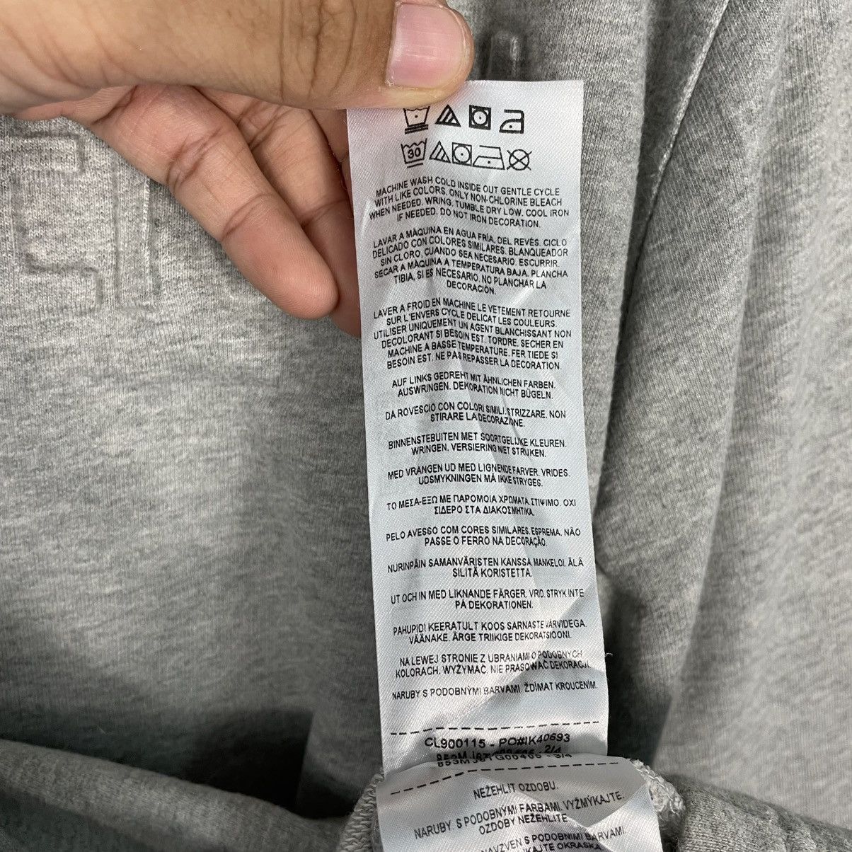 Guess Guess Crewneck Sweatshirt Size US M / EU 48-50 / 2 - 13 Thumbnail