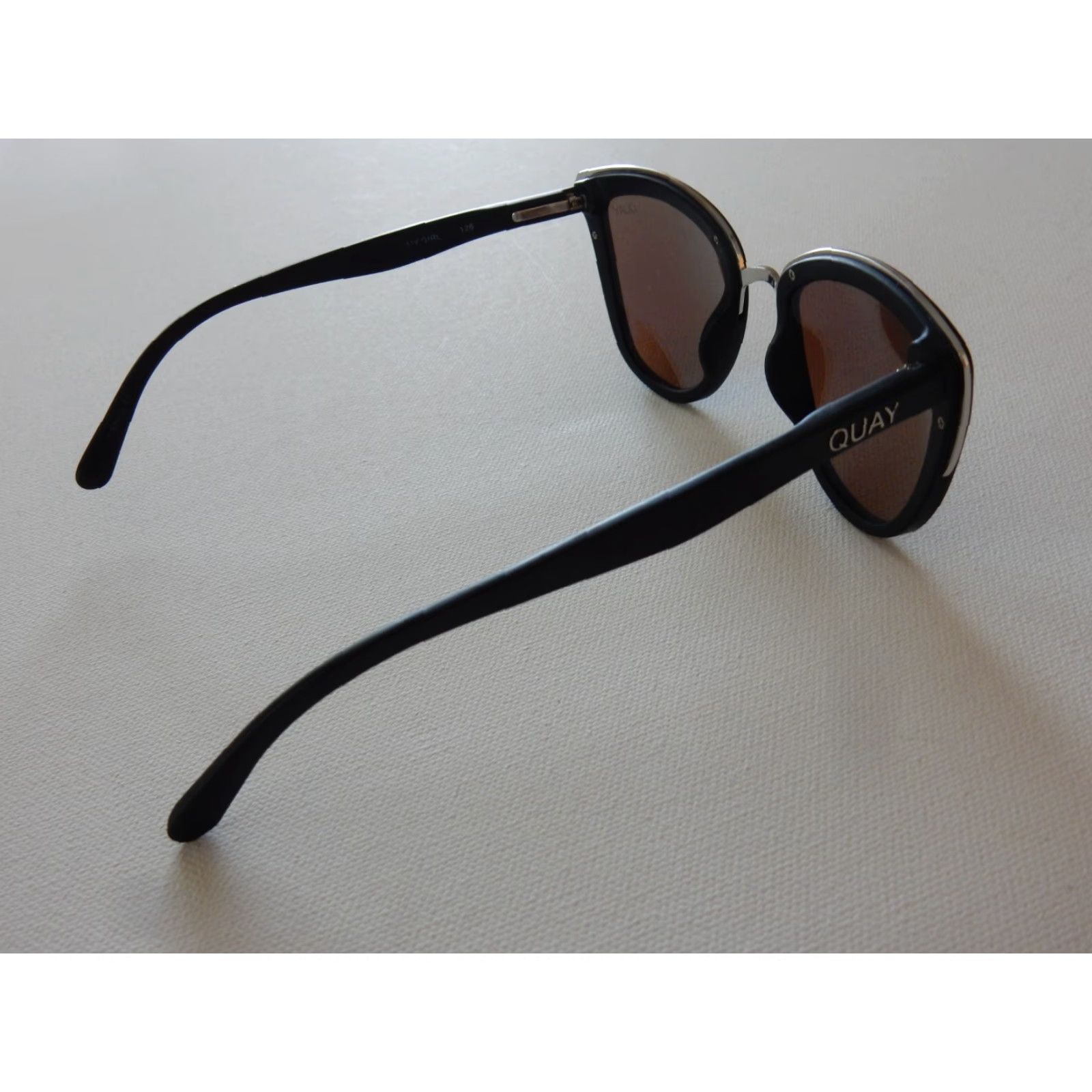 Vintage VINTAGE Quay Sunglasses Black Men Size ONE SIZE - 4 Thumbnail